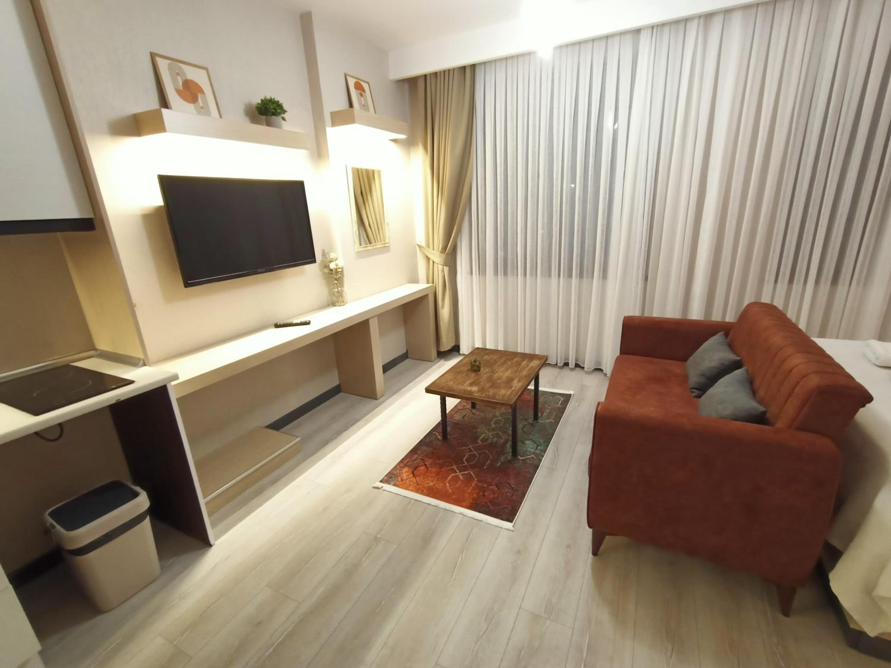 NEW FALCON PALAS OTEL