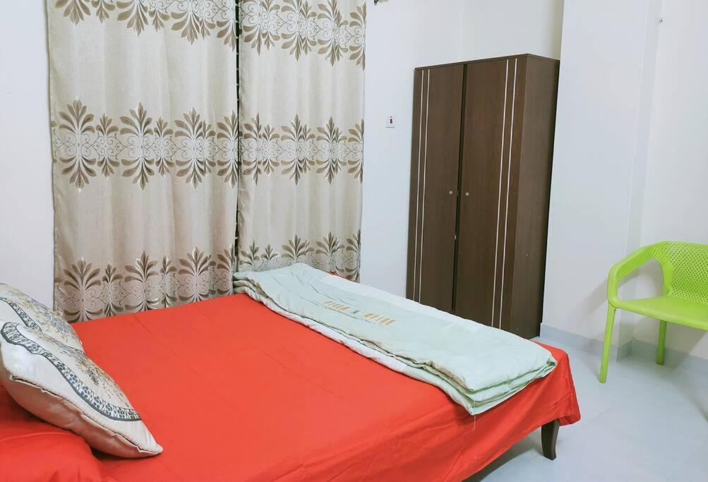 Sweet & affordable stay in Dhaka
