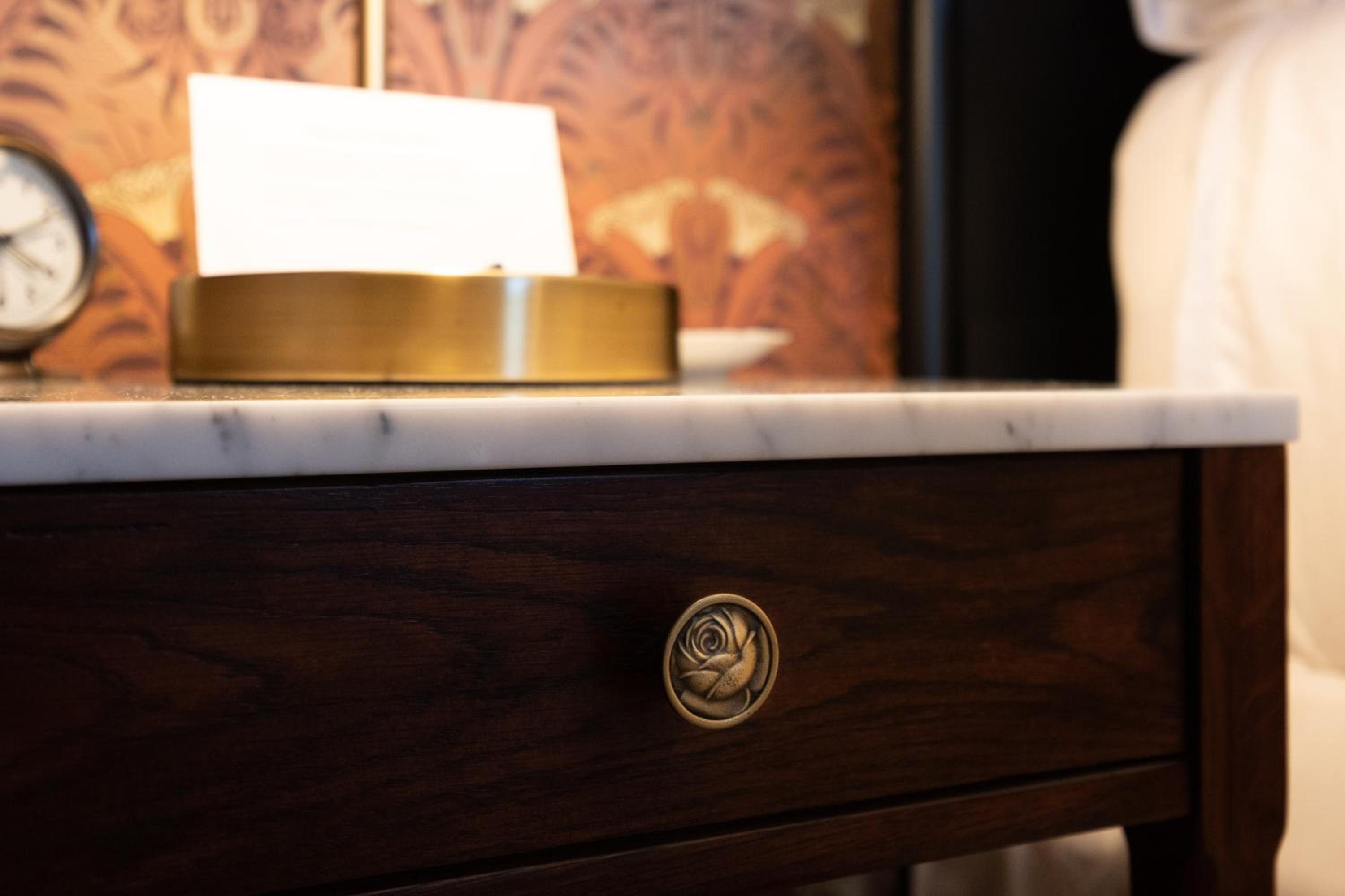 Half Moon Bay Vacations - Mill Rose Inn - Property Image 15