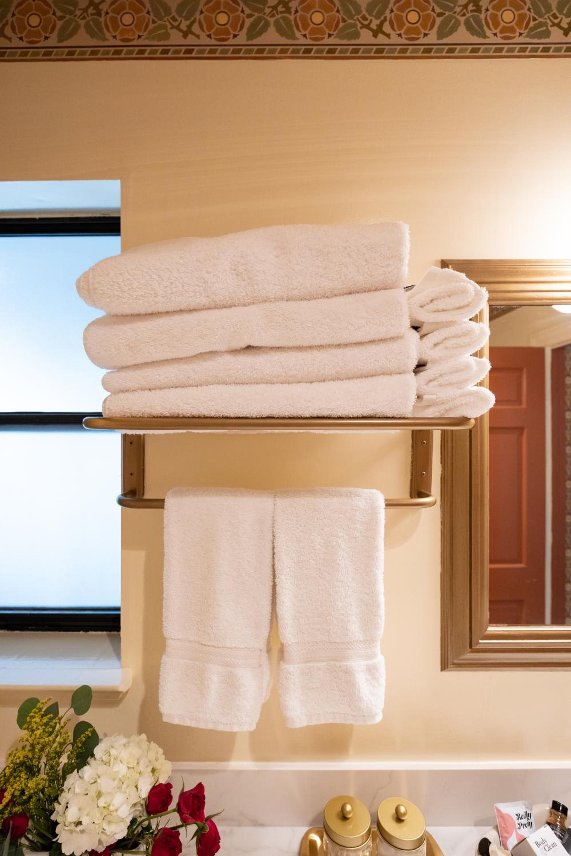 Half Moon Bay Vacations - Mill Rose Inn - Property Image 80