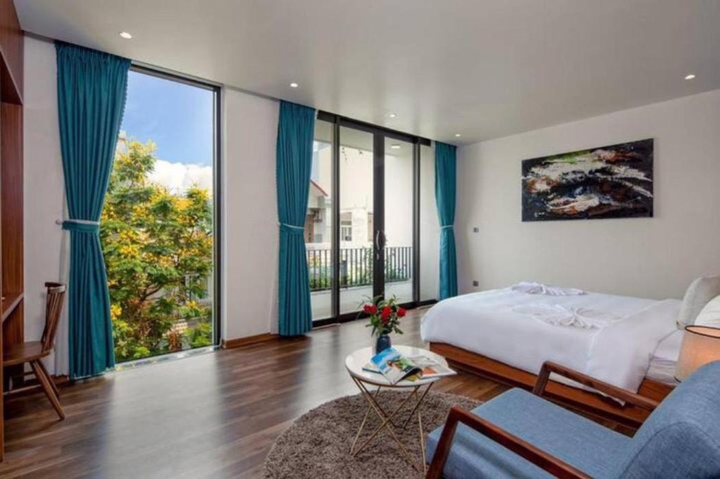 Green My Khe Beach Villa view 4