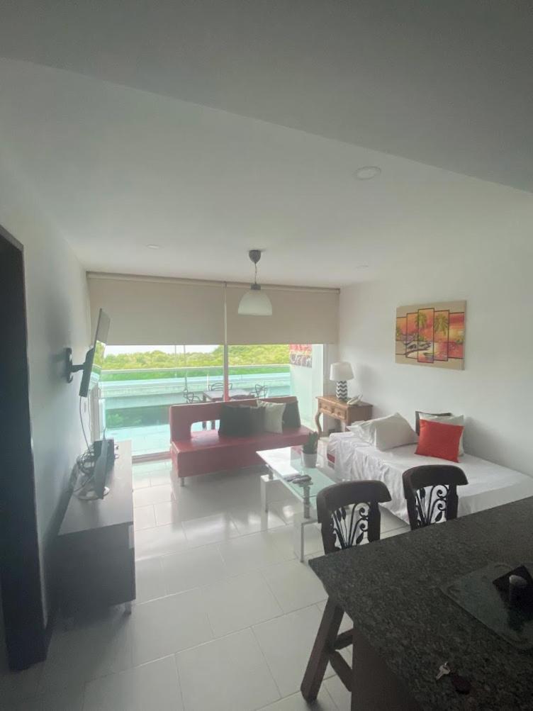 Apto con salida directa a la playa Cartagena Colombia