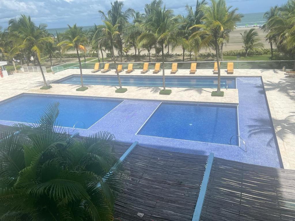 Apto con salida directa a la playa Cartagena Colombia