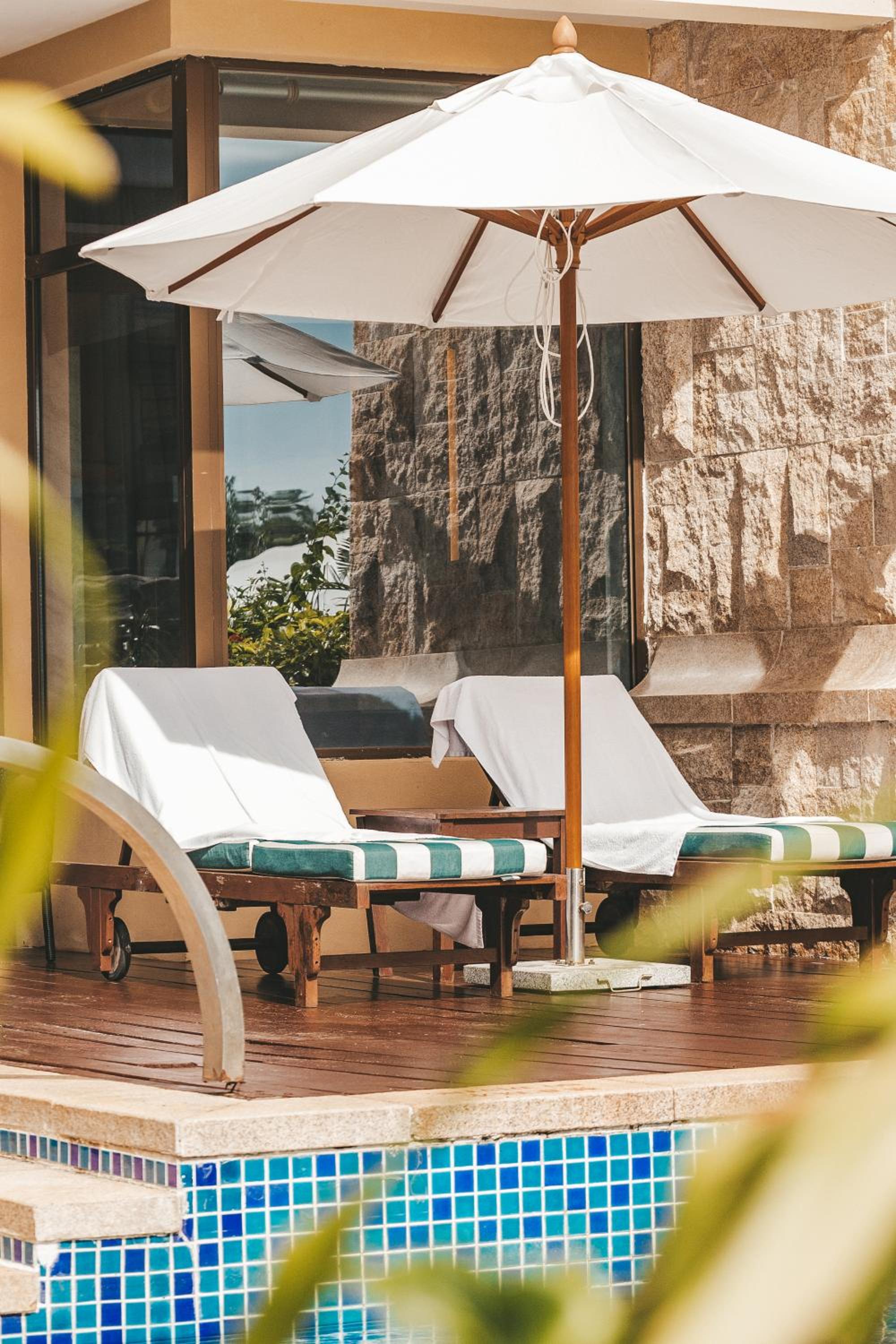 The St. Regis Sanya Yalong Bay Resort 56