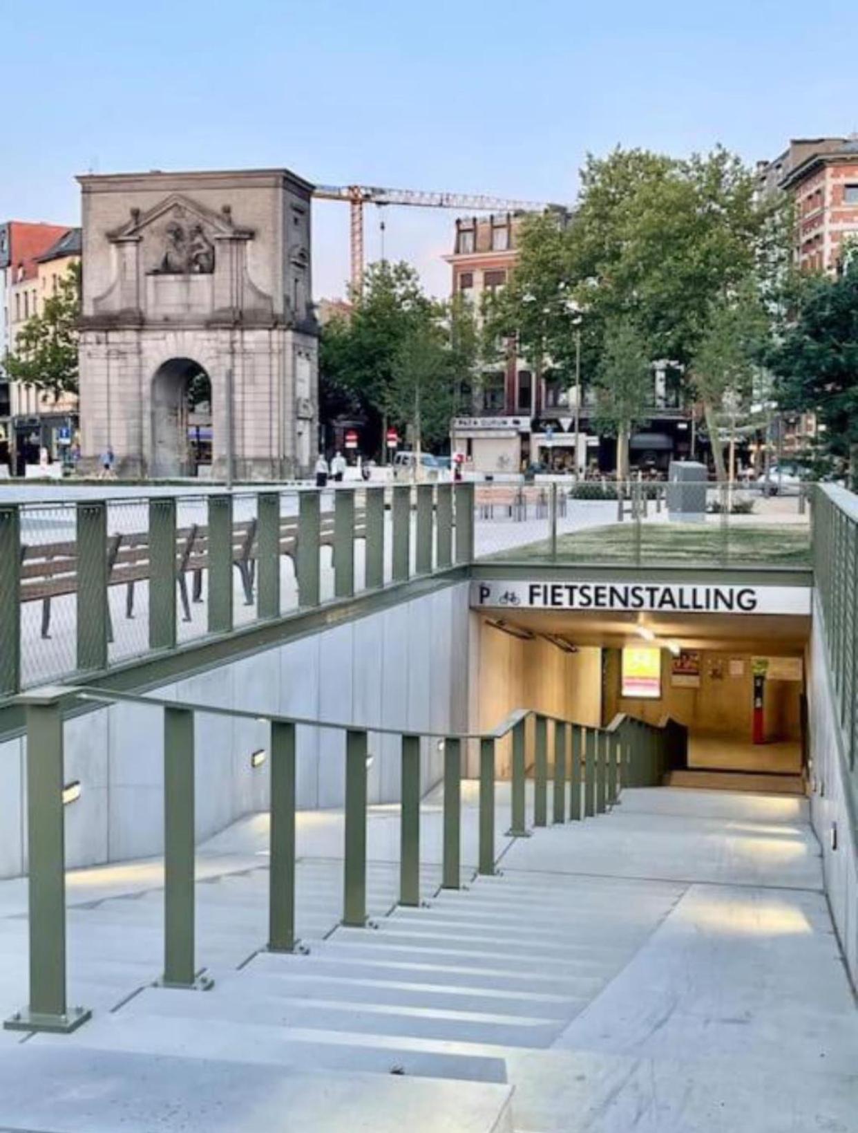 Royal South - Apartment Antwerp with Parkview