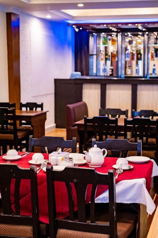 restaurant