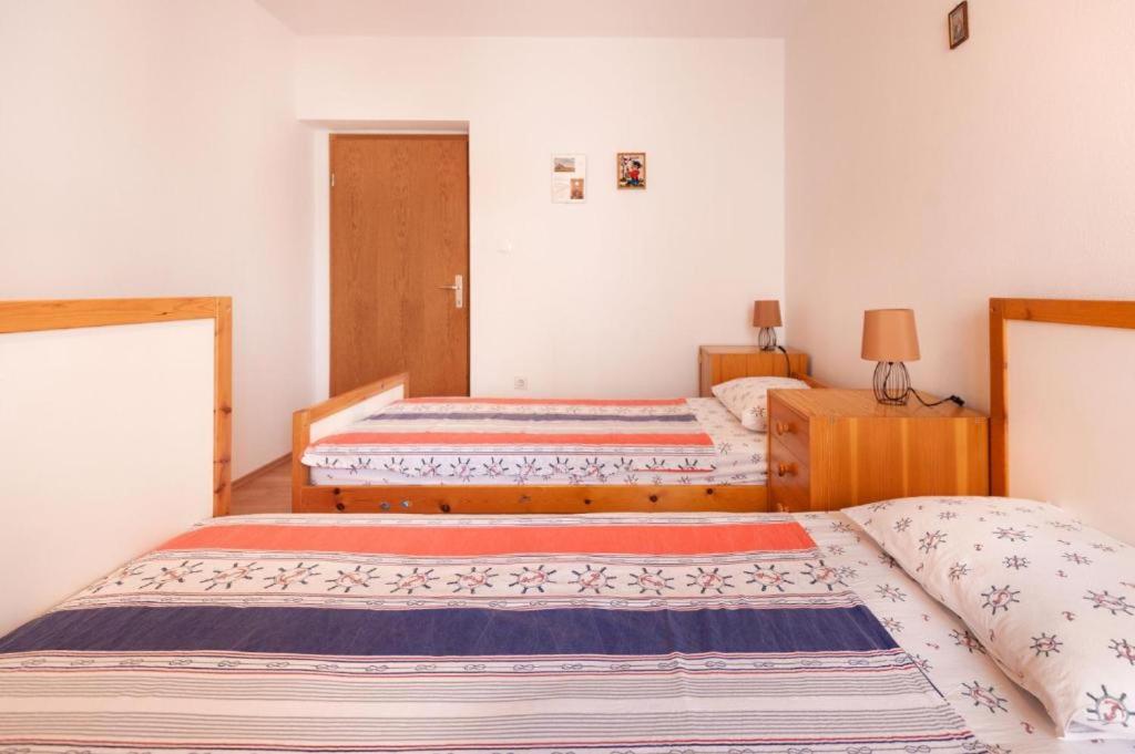 Maribela Apartments