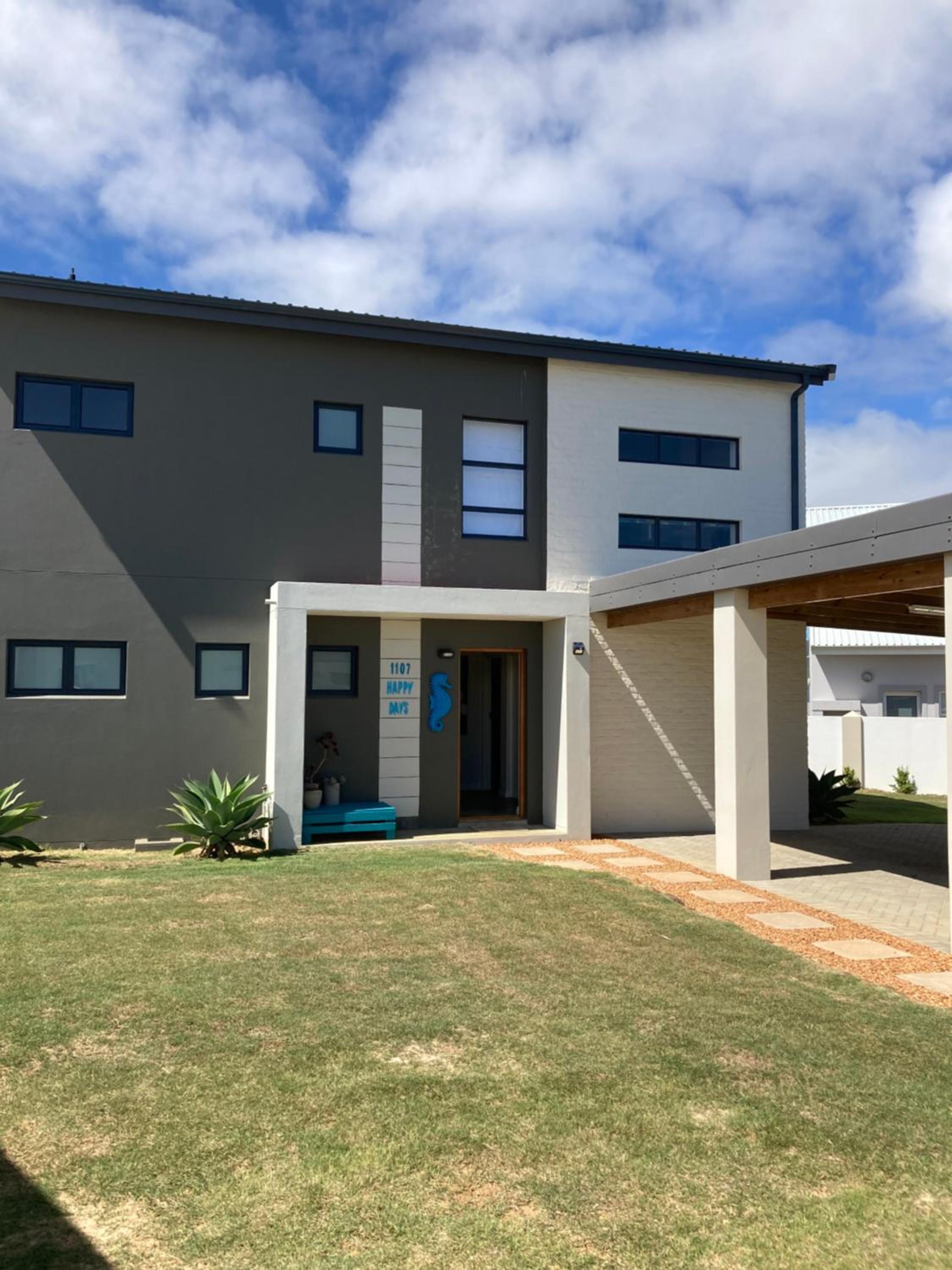 Happy Days Holiday Home view 5