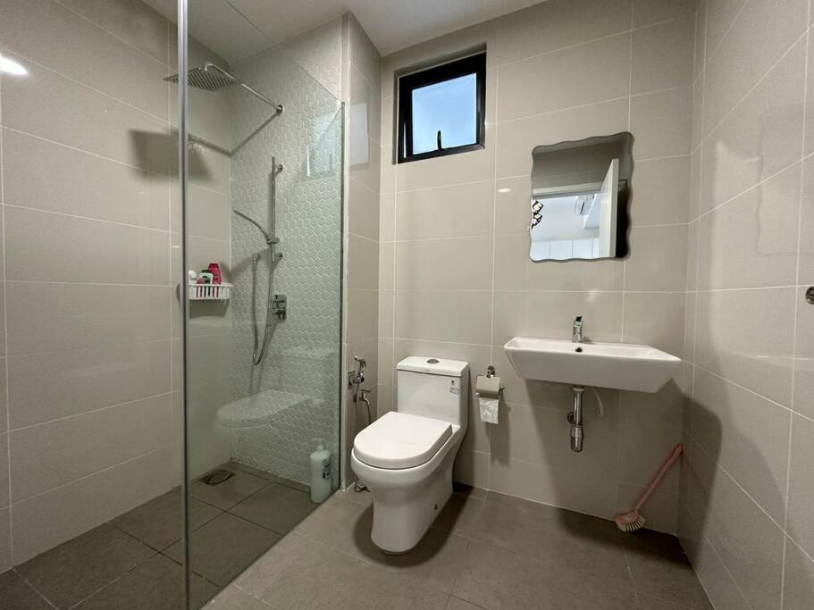 Continew Residence KL Pudu 2R1B / 6pax / IKEA MyTown
