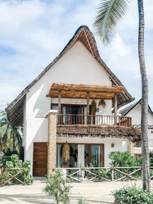 Villa Upendo with pool, Zanzibar