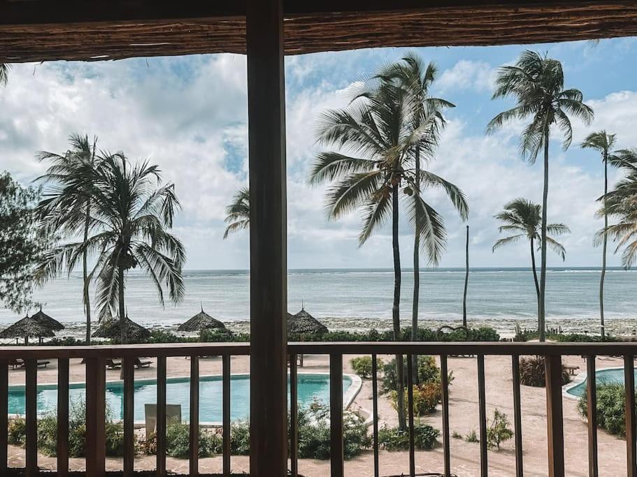 Villa Upendo with pool, Zanzibar