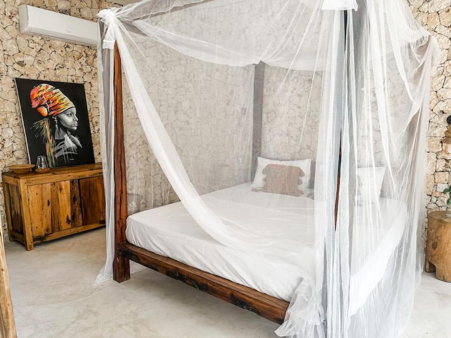 Villa Upendo with pool, Zanzibar