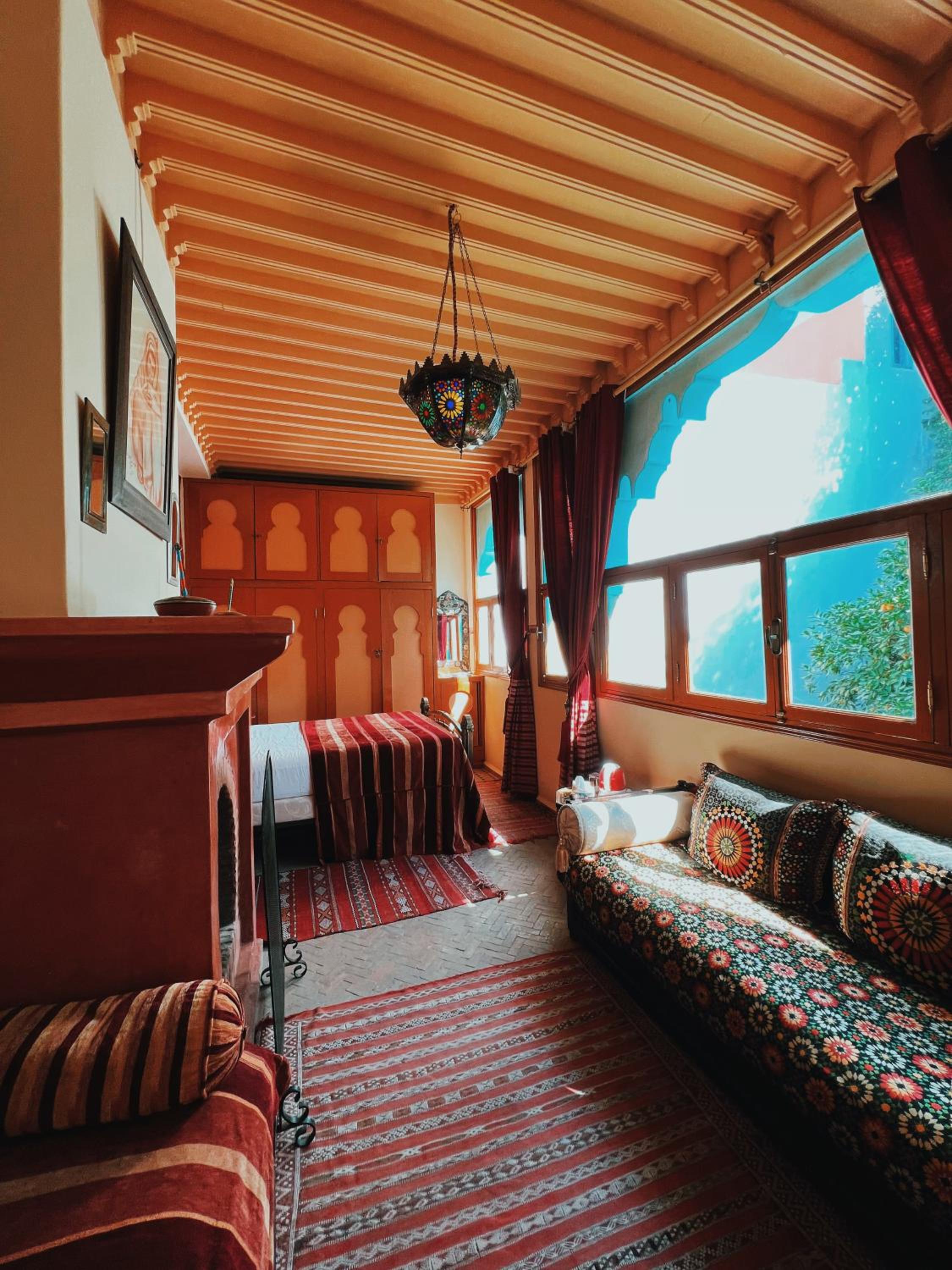 hotel room