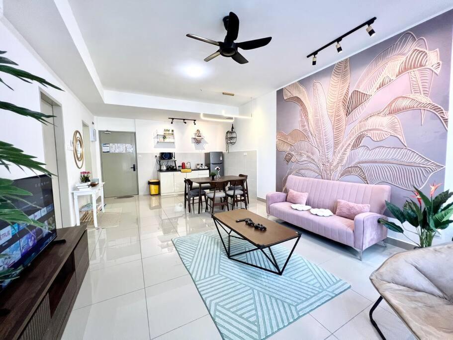 New Condo Bali- 1BR/4Pax/2Carpark nr jonker encore photo 6