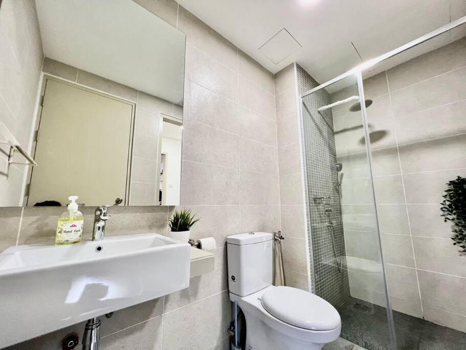 New Condo Bali- 1BR/4Pax/2Carpark nr jonker encore view 4