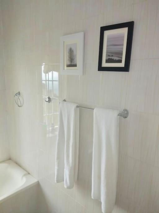harmonious two bed cottage with breathtaking views view 4