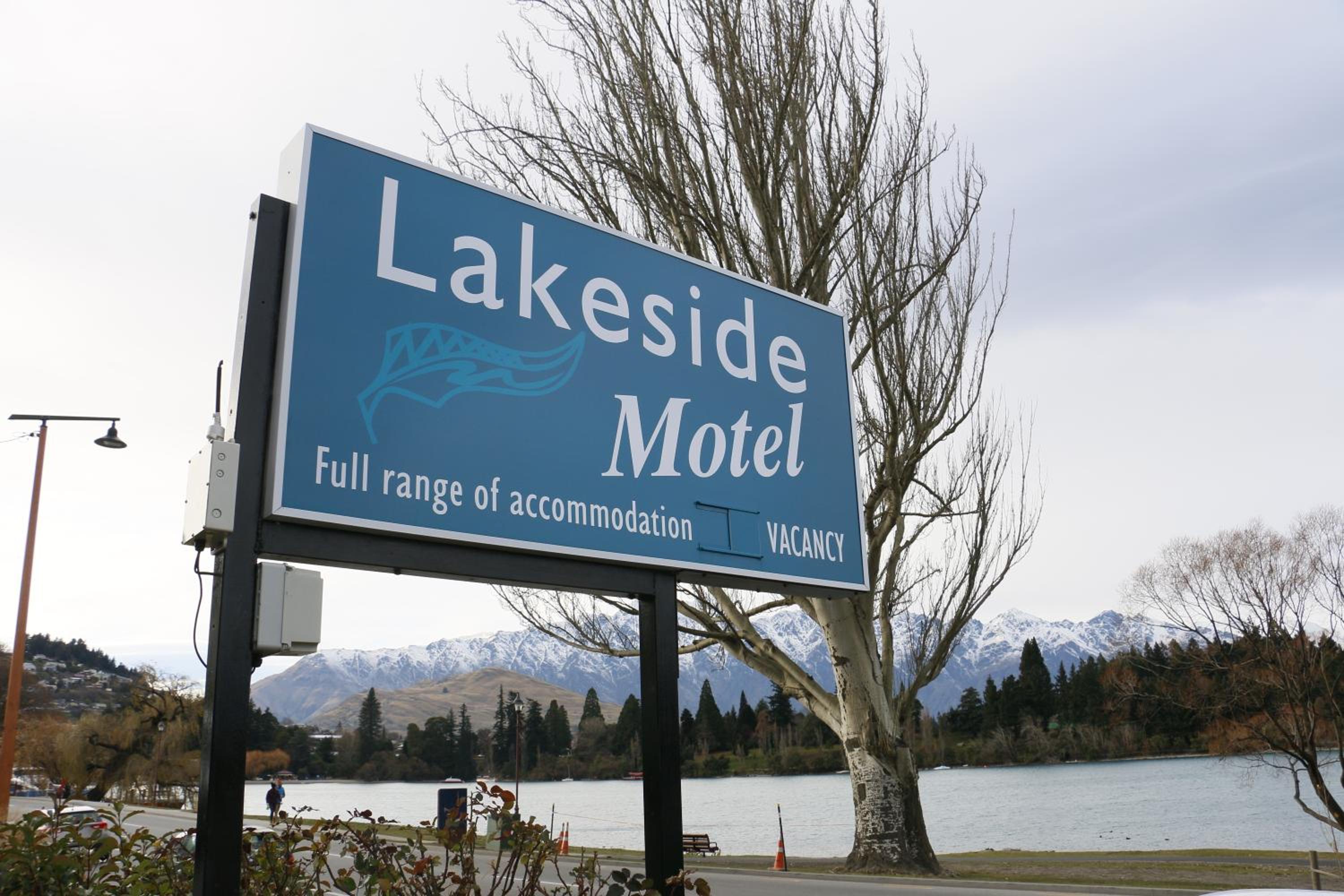 Lakeside Motel photo 23 of 25