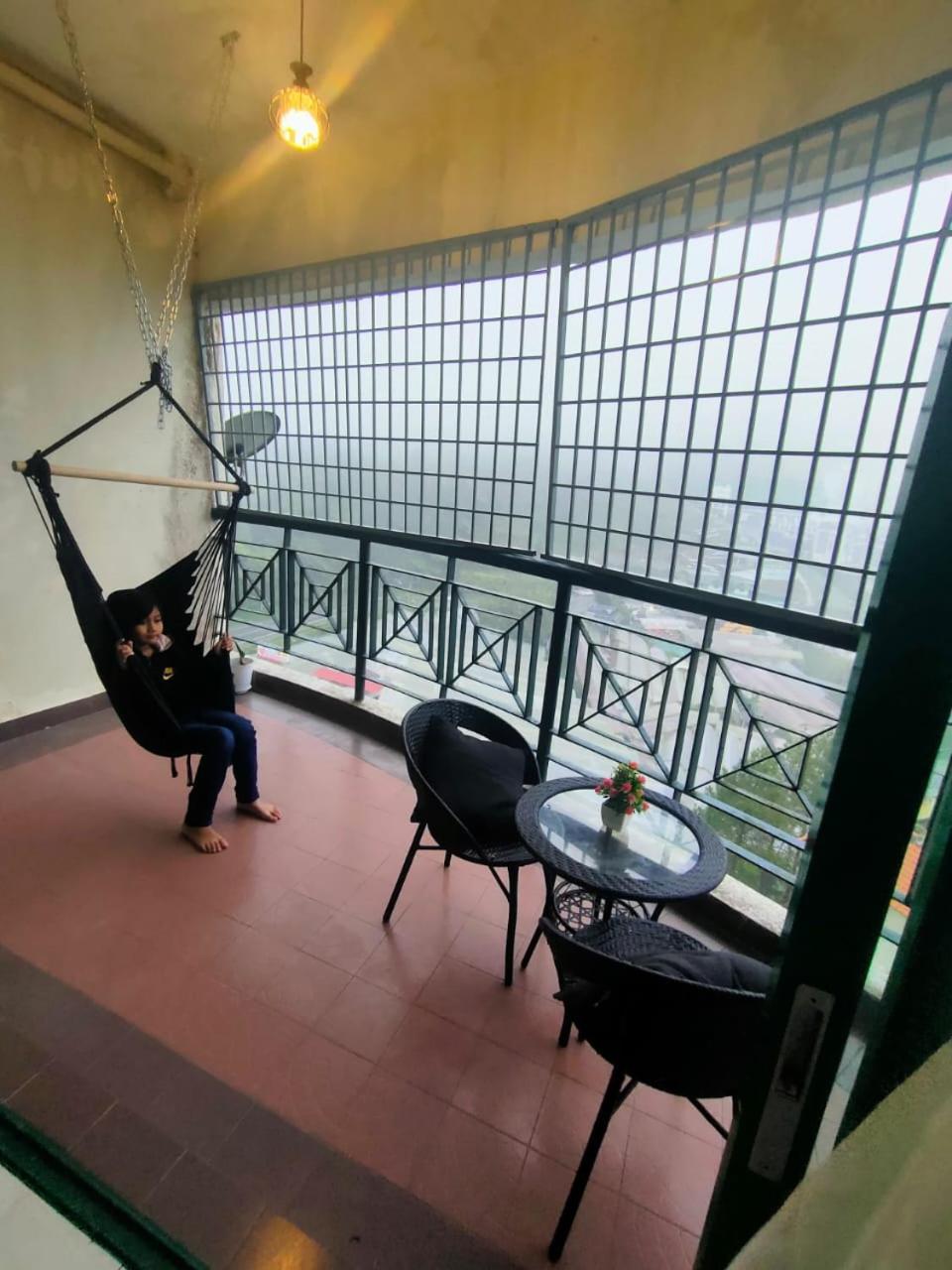 BC Homestay @ Equatorial Hill Apartment