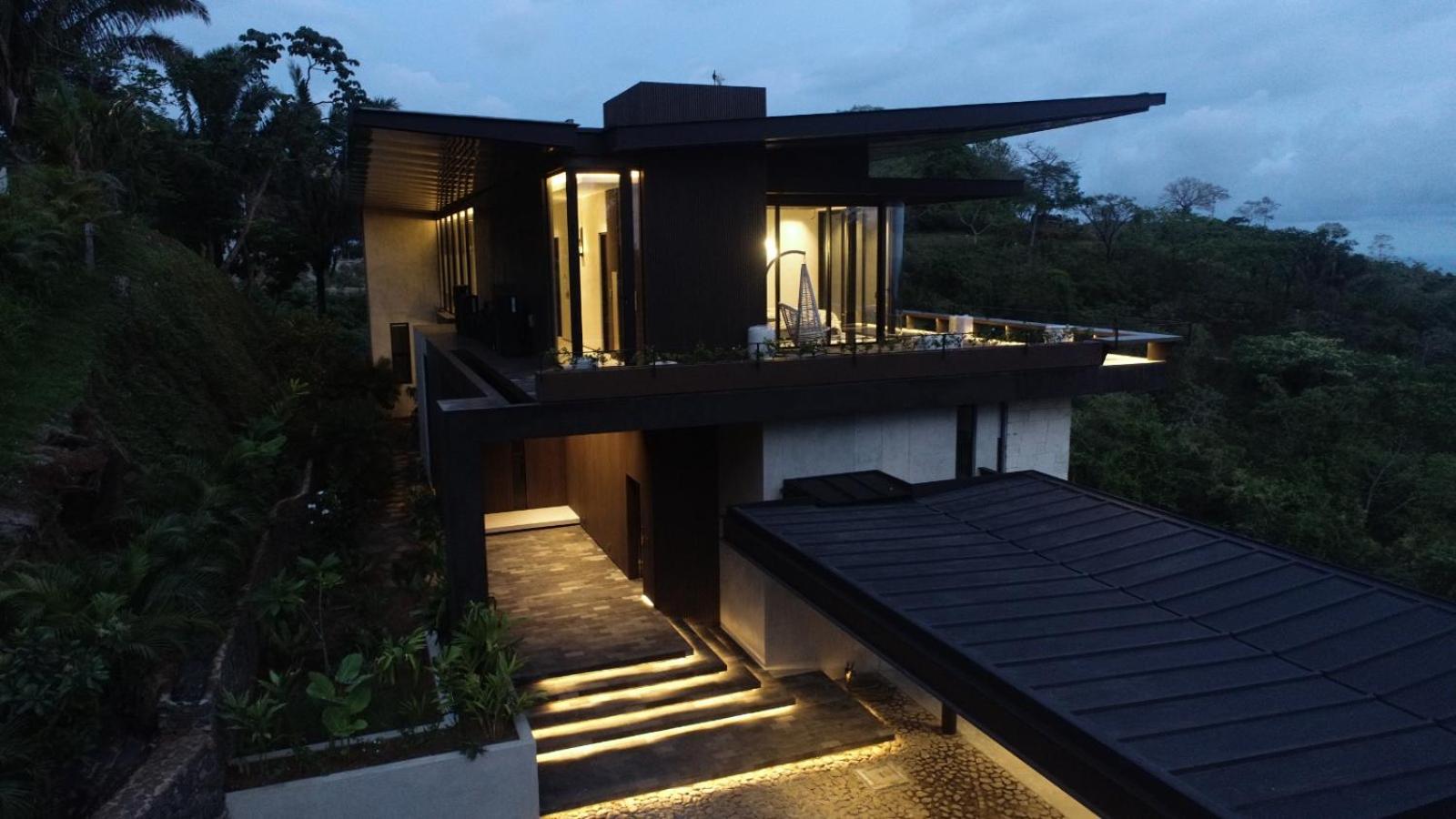 Casa Gaia - New Luxury Oceanview Mansion