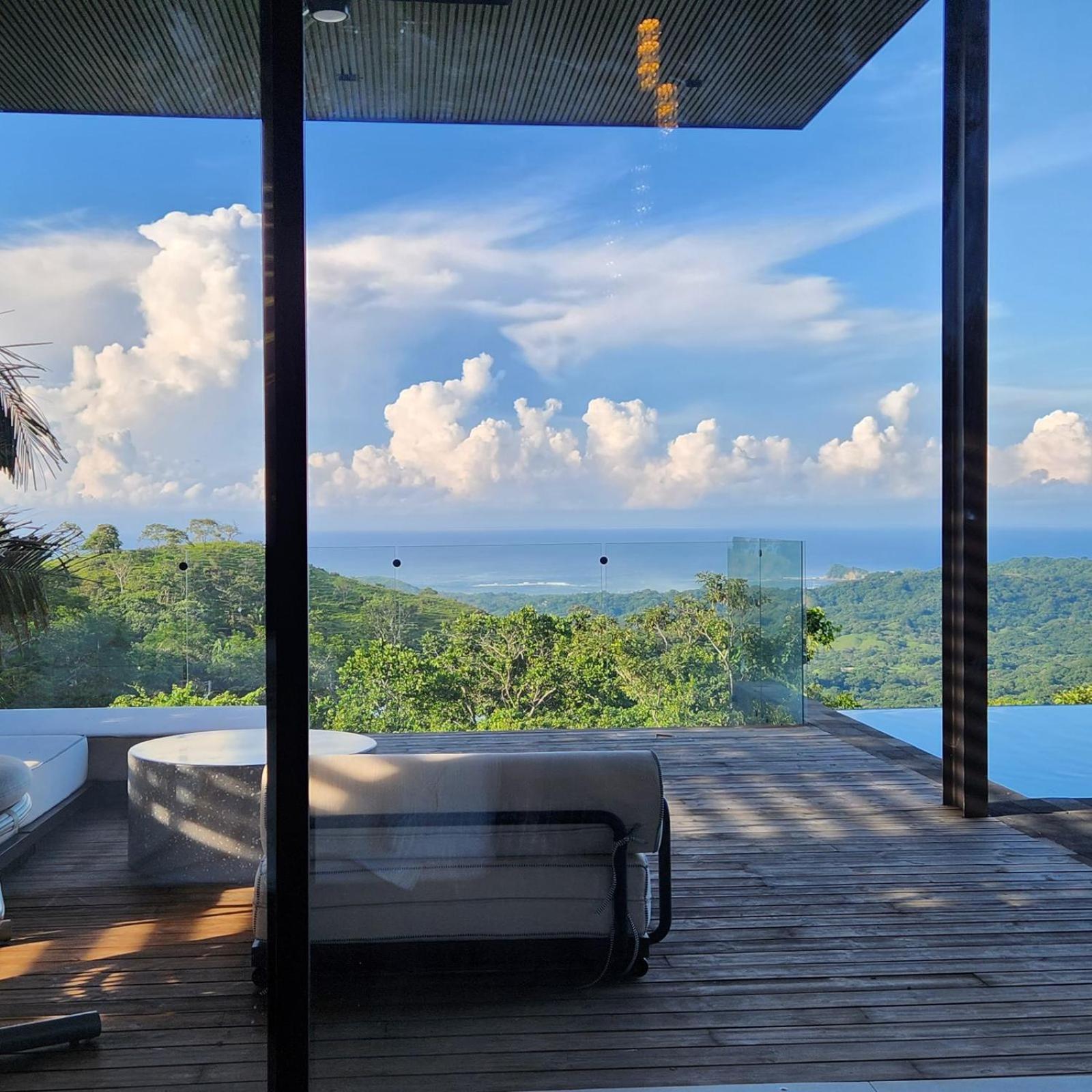 Casa Gaia - New Luxury Oceanview Mansion