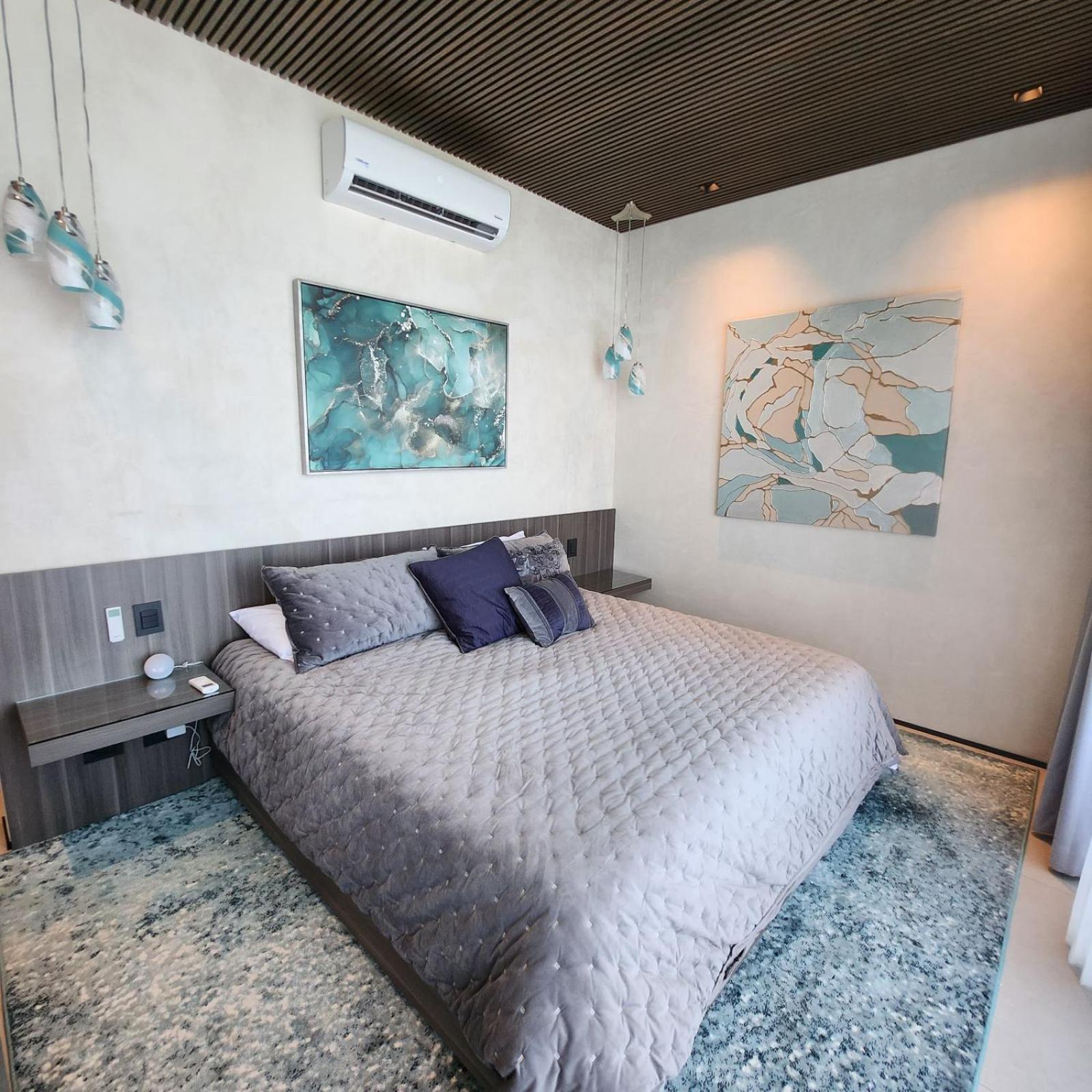 Casa Gaia - New Luxury Oceanview Mansion