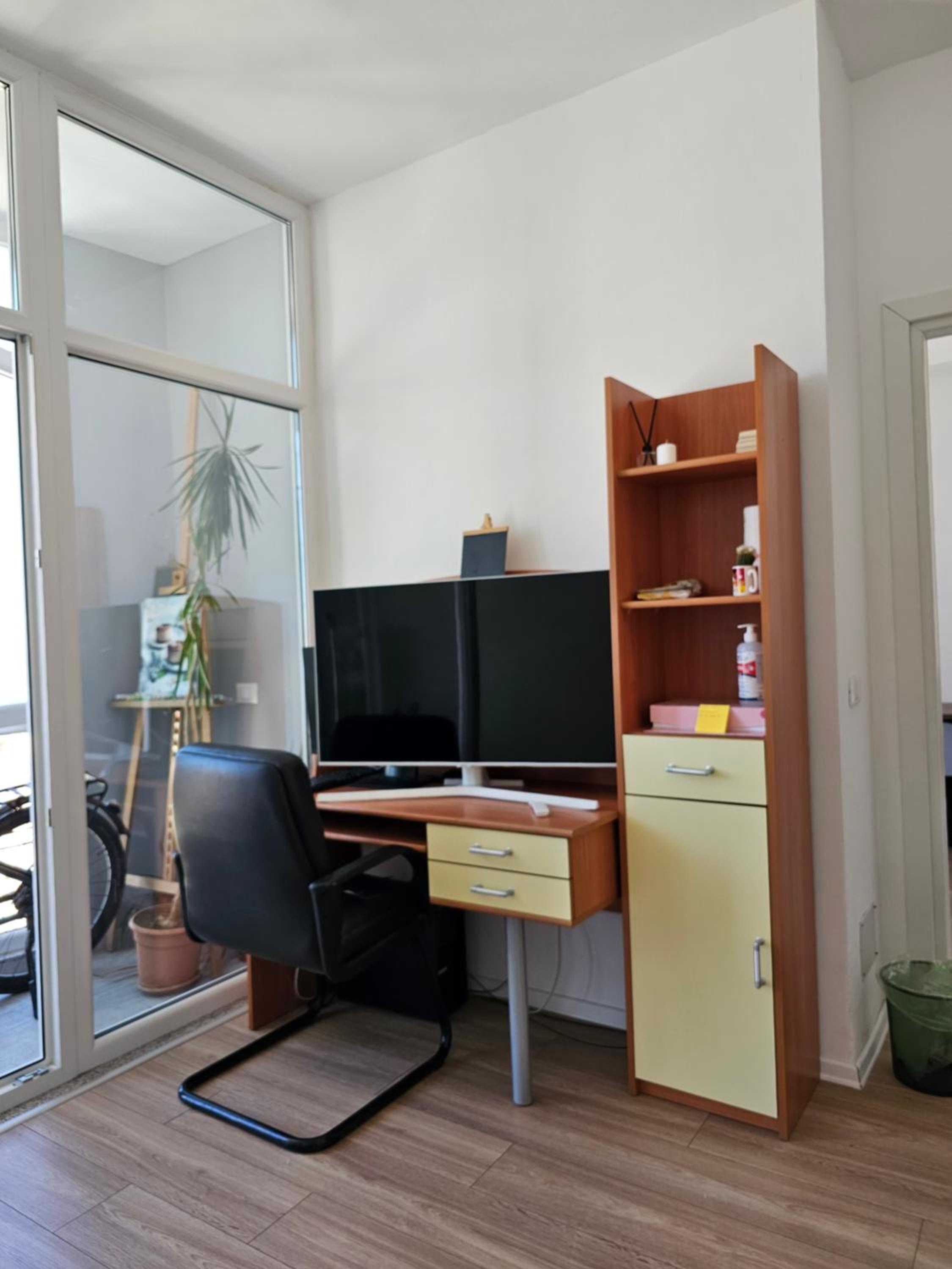 Studio Office