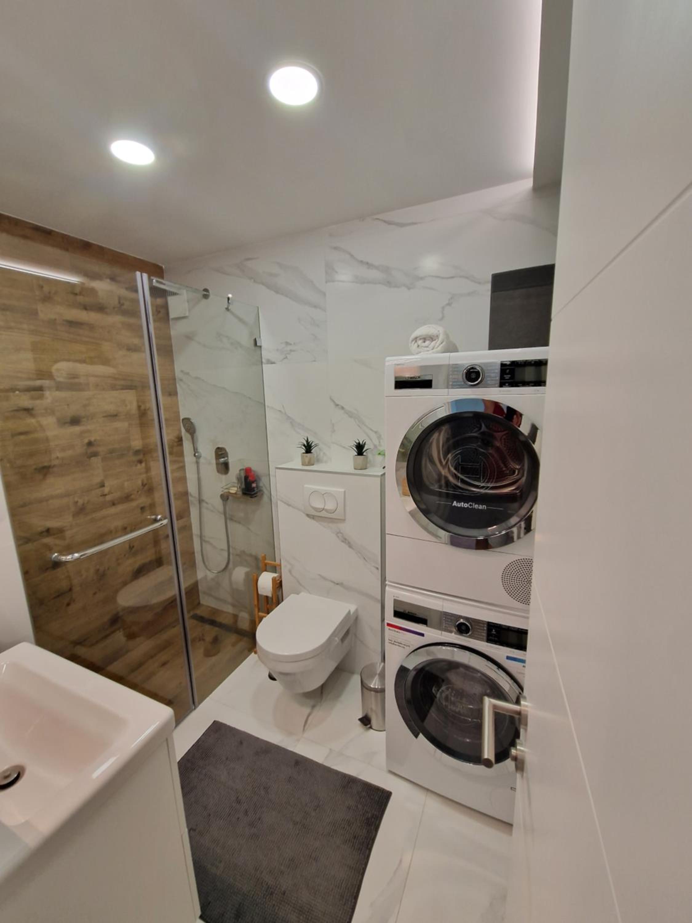 Royal apartment Sava river Blok 70 view 5