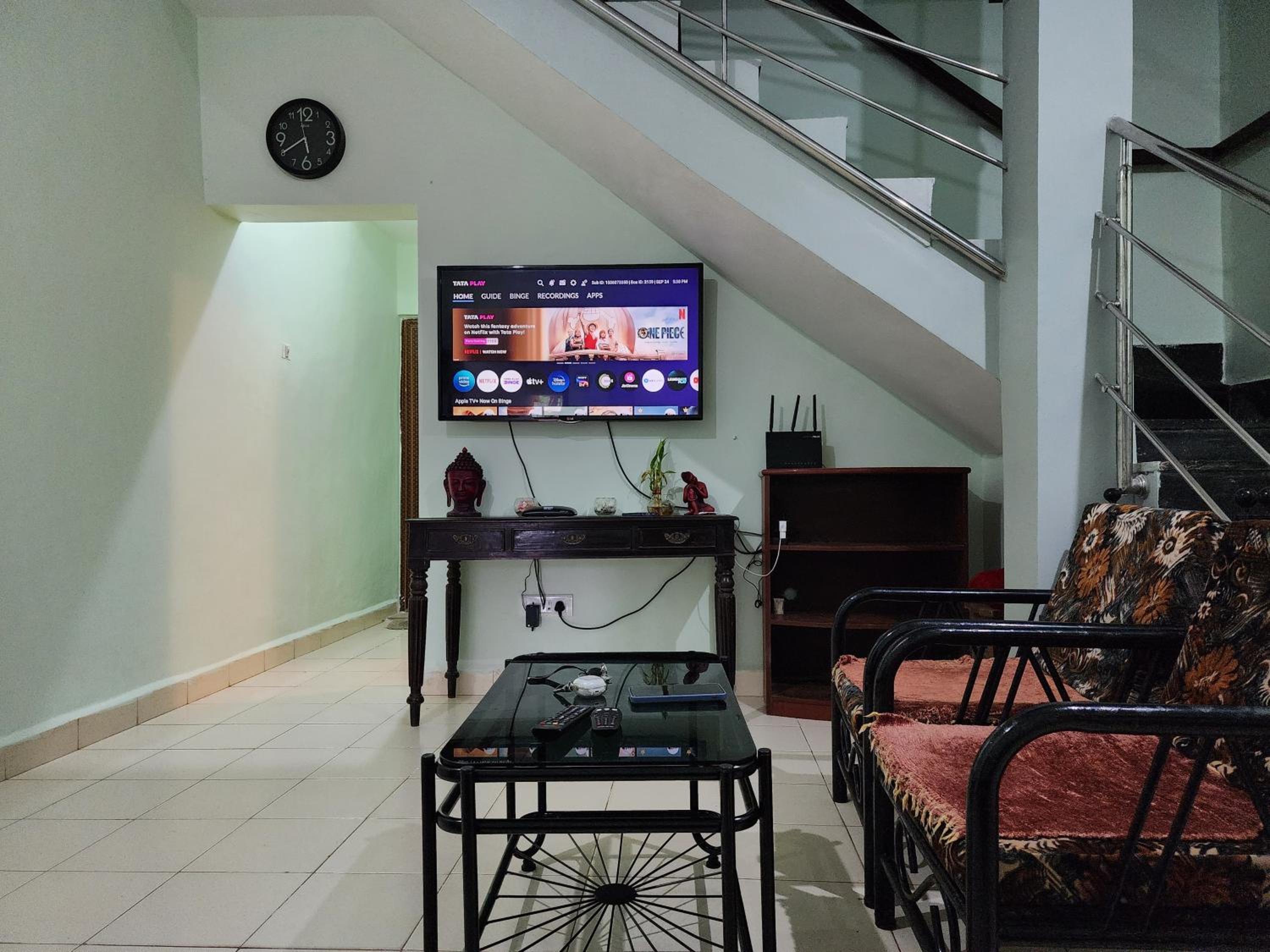 Ocean Mist Villa - Steps away from Calangute and Baga Beach view 4