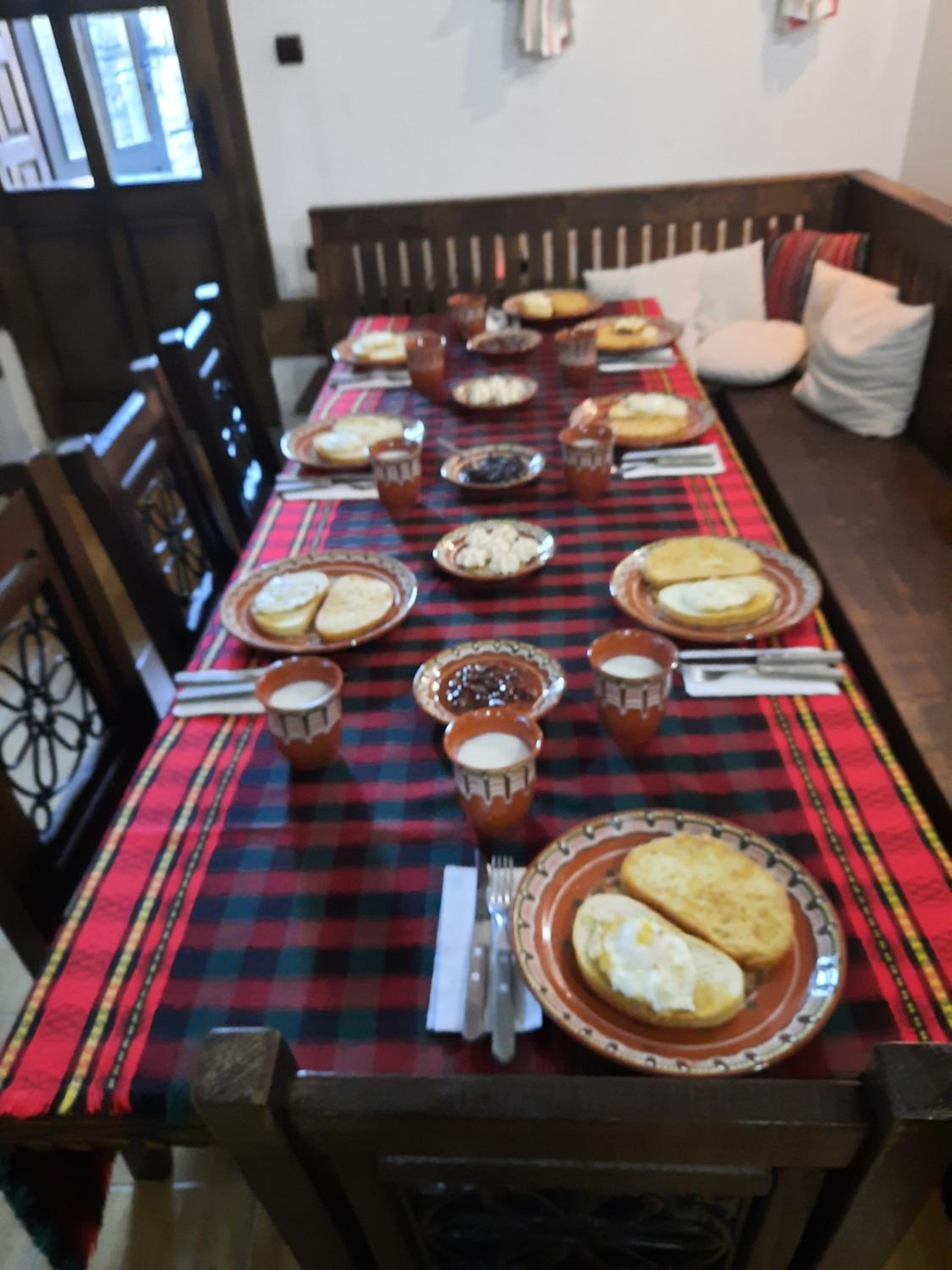 ЧОЛАКОВАТА КЪЩА