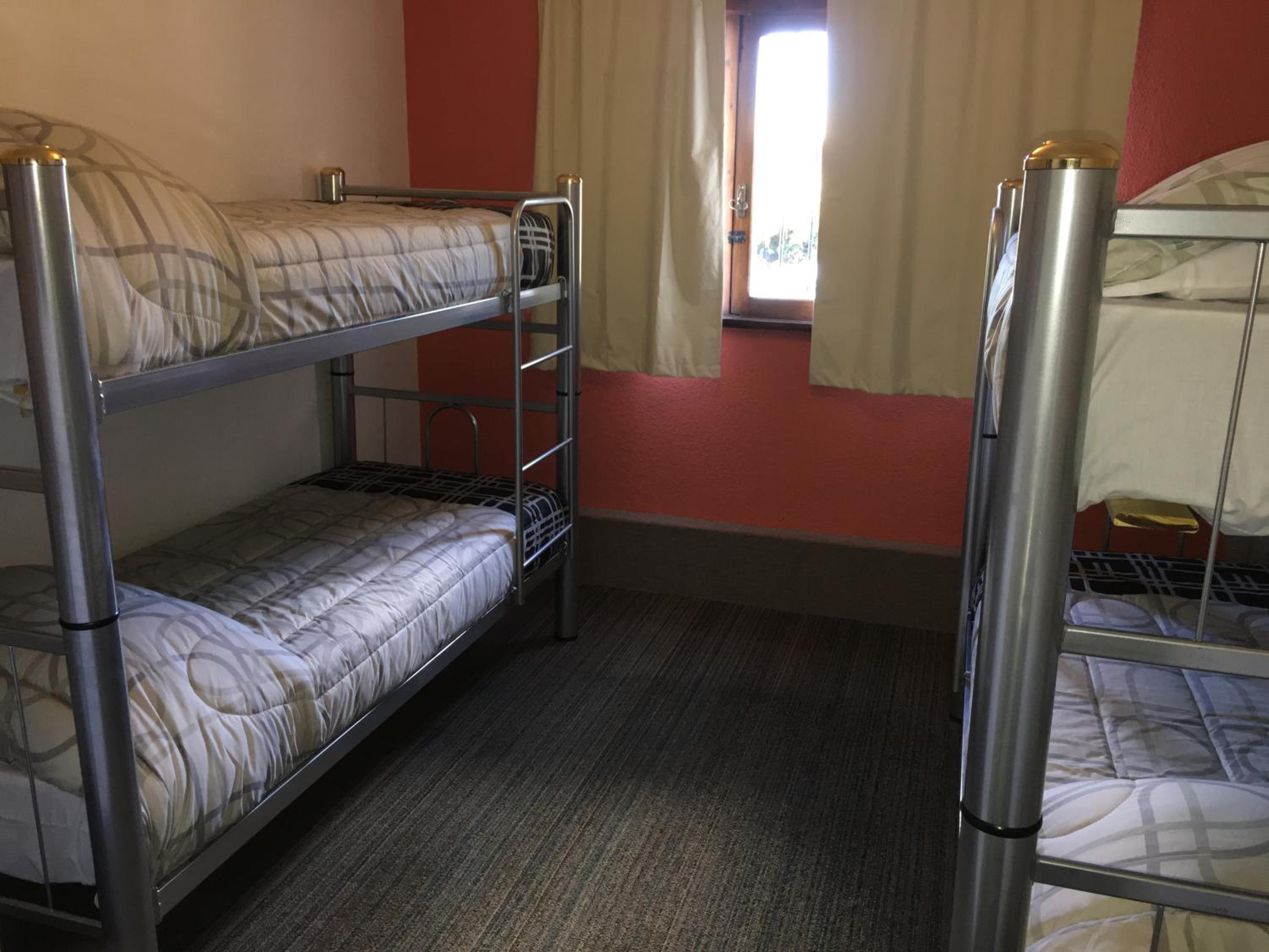 Italia Inn Hostel
