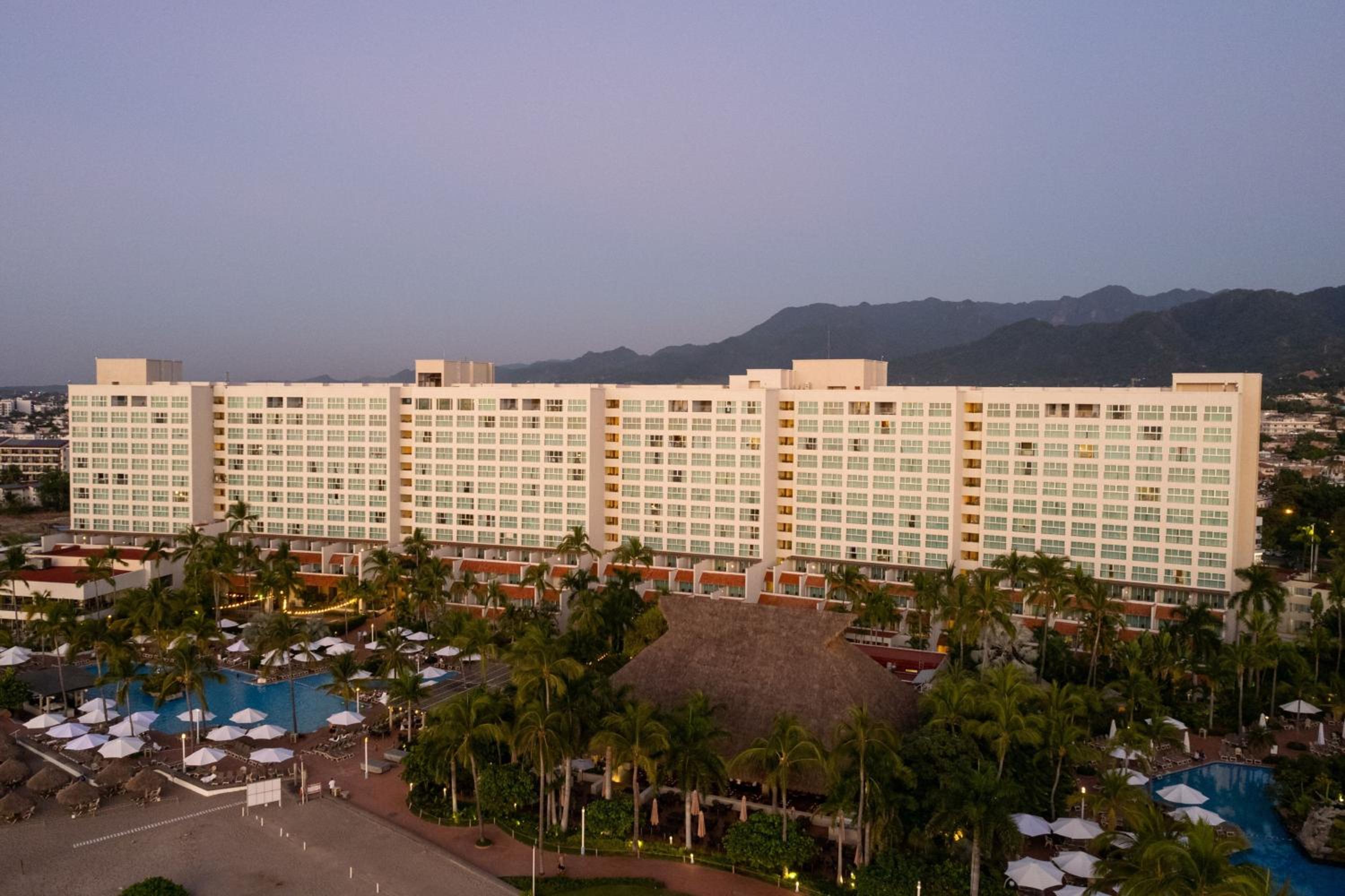 Puerto Vallarta Vacations - Sheraton Buganvilias Resort  Convention Center - Property Image 230