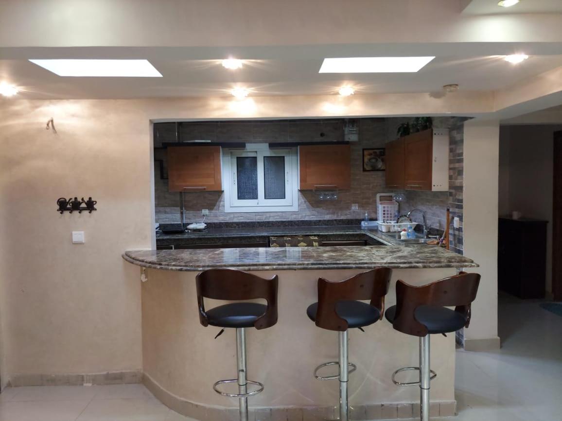 شقه بالقاهرة سوبر لوكس 3 غرف نوم بالقاهرة بالقطامية مدينة نصر Exceptional three bedroom apartment, Palm city Compound, Katamya, Ring Road, Cairo, Egypt
