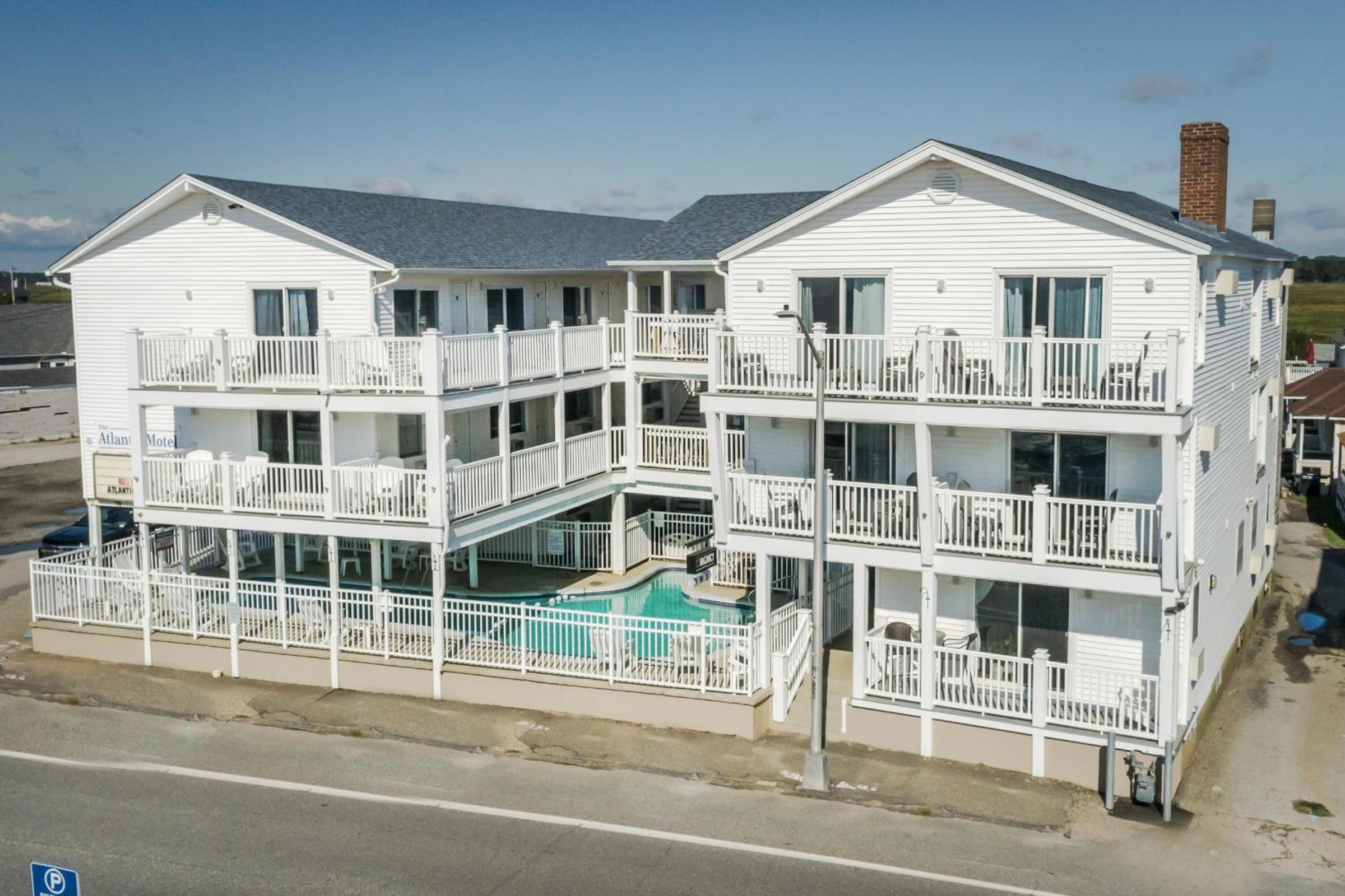 The Atlantic Motel - Property Image 1