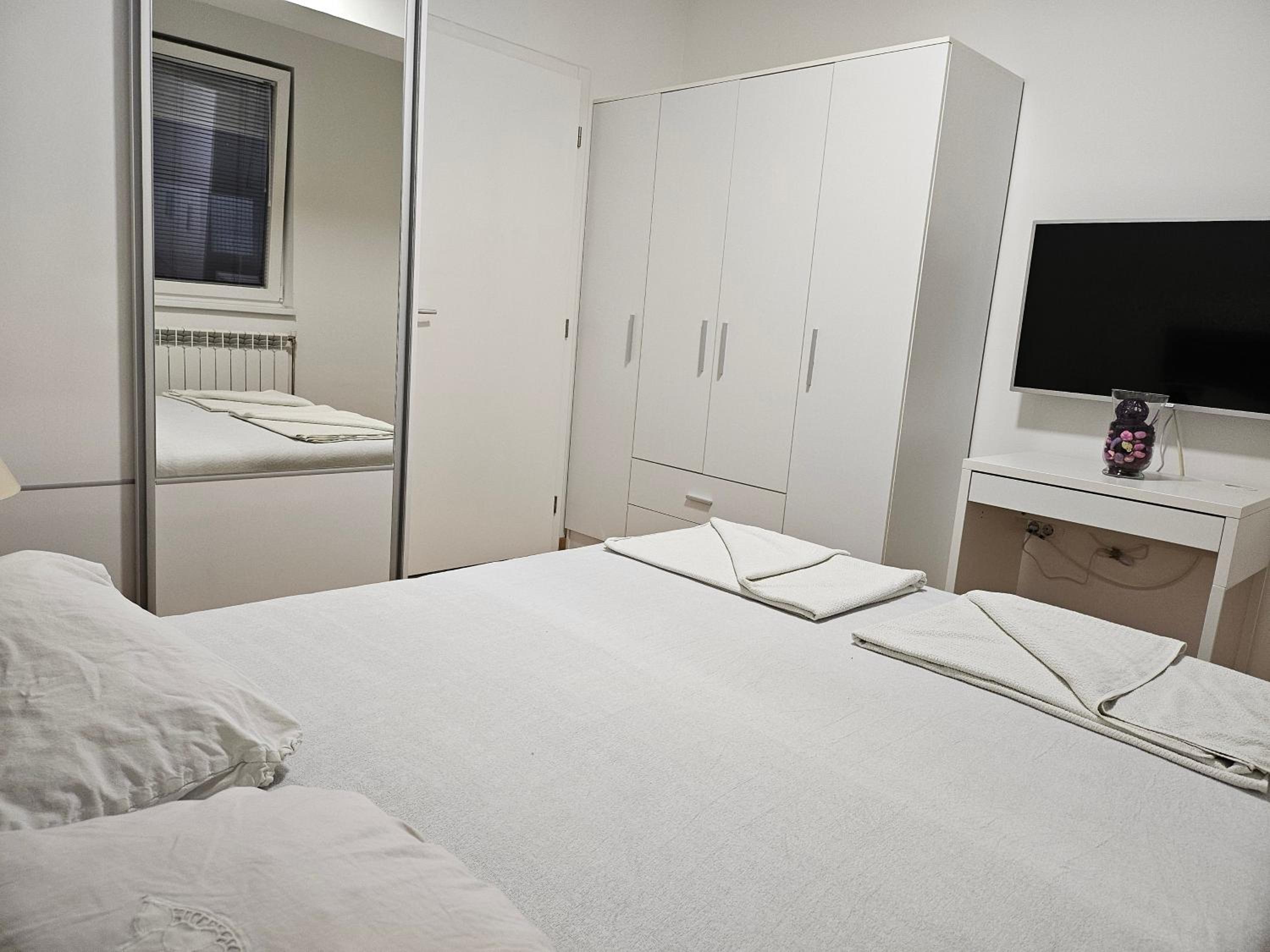 Stefanoski Apartments: Family Suite view 5