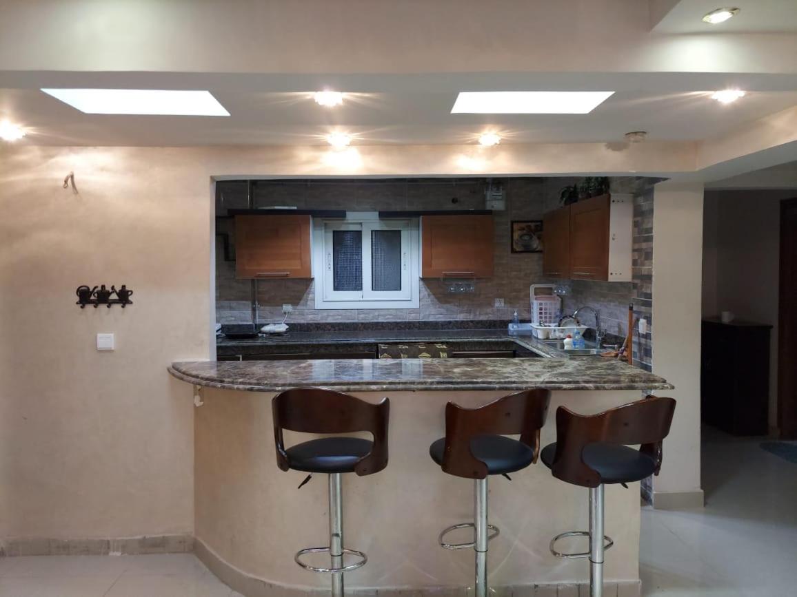 شقه بالقاهرة سوبر لوكس 3 غرف نوم بالقاهرة بالقطامية مدينة نصر Exceptional three bedroom apartment, Palm city Compound, Katamya, Ring Road, Cairo, Egypt