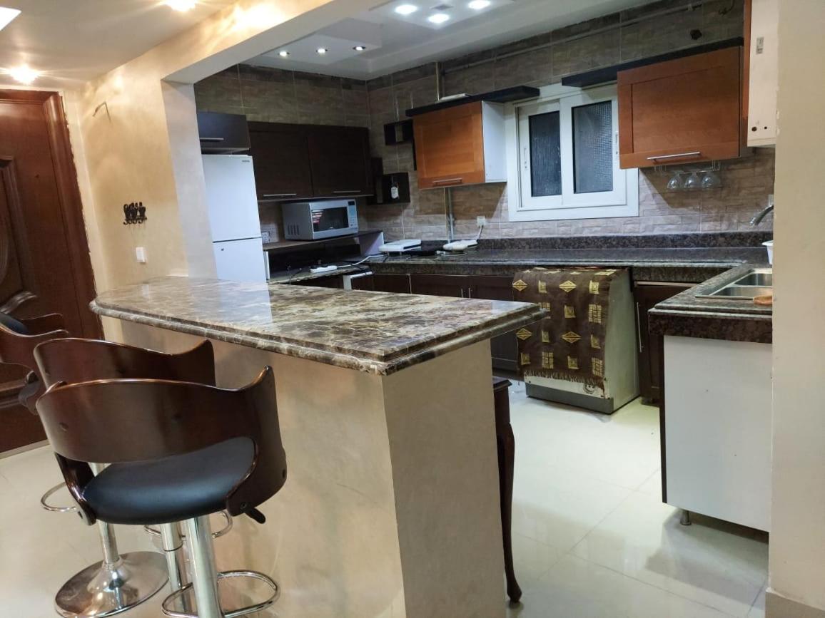 شقه بالقاهرة سوبر لوكس 3 غرف نوم بالقاهرة بالقطامية مدينة نصر Exceptional three bedroom apartment, Palm city Compound, Katamya, Ring Road, Cairo, Egypt