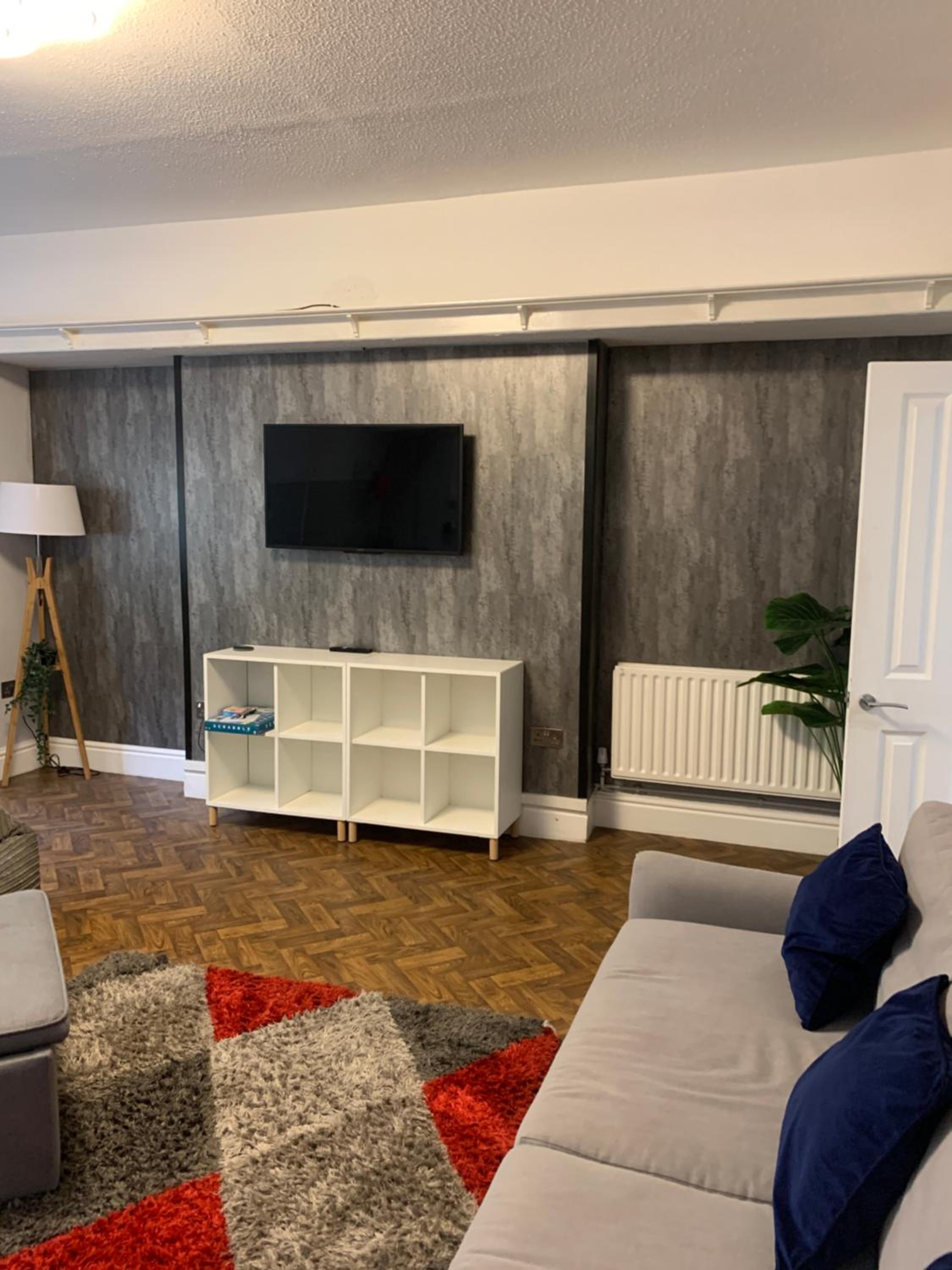 Entire apartment in central Brighton view 3