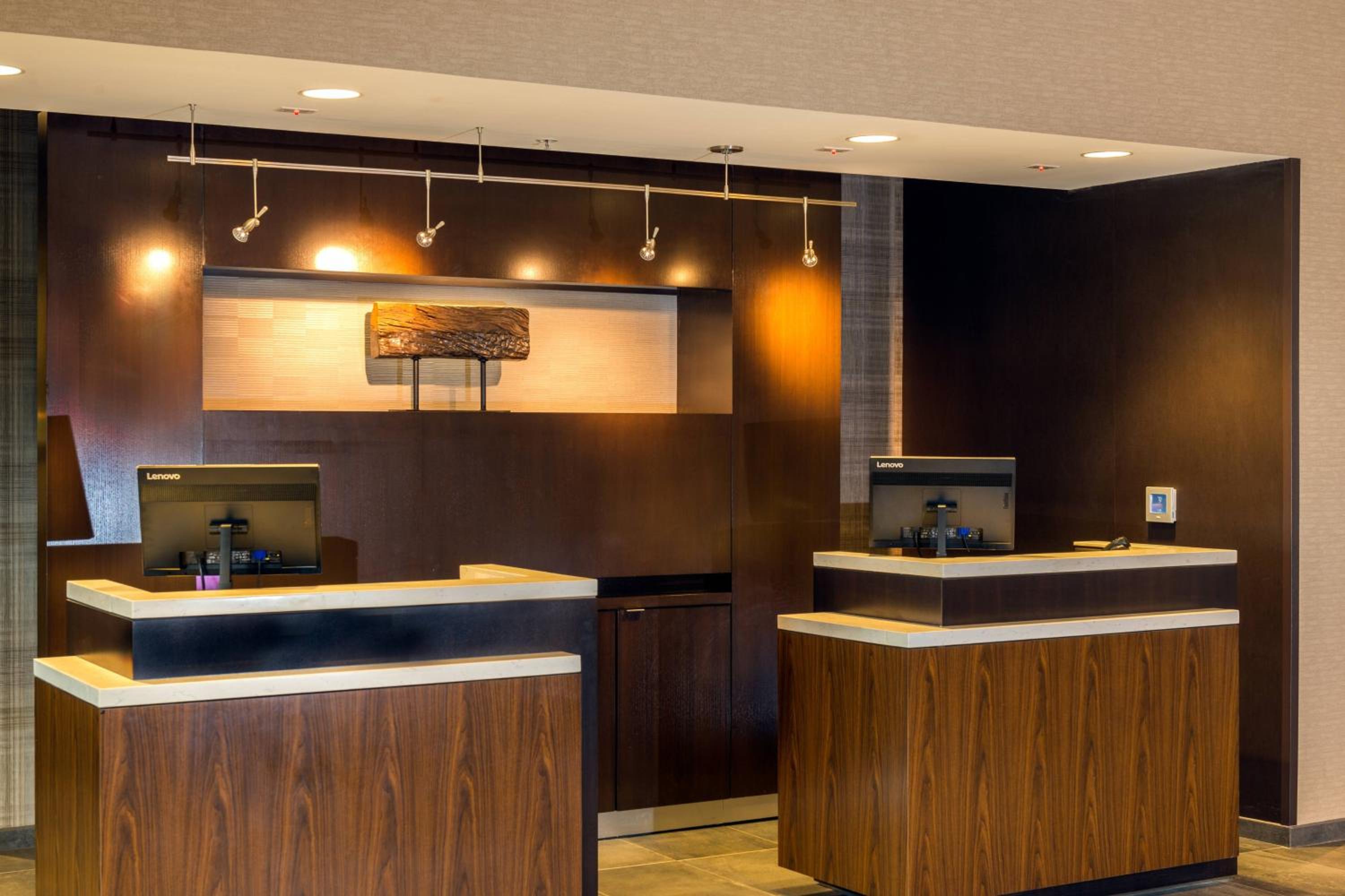 Somerset Vacations - Courtyard by Marriott Somerset - Property Image 4