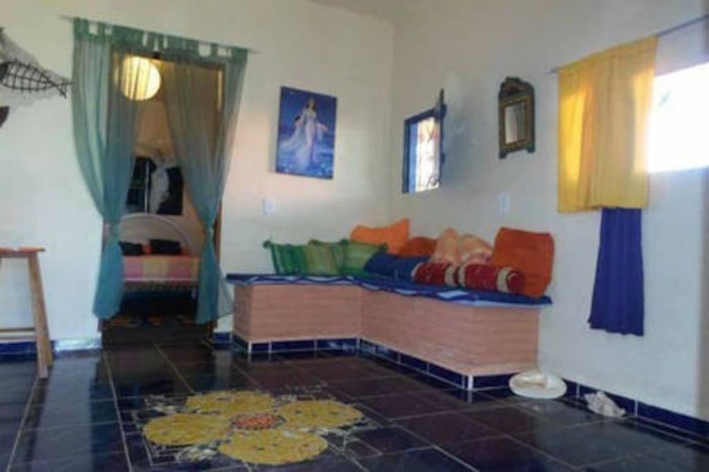 Mermaid House, kitchen, Wi-Fi, parking, centre 5 minutes on foot and near Sunset Dune