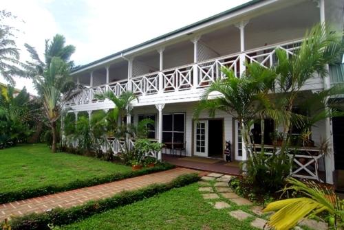 Waterfront Lodge
