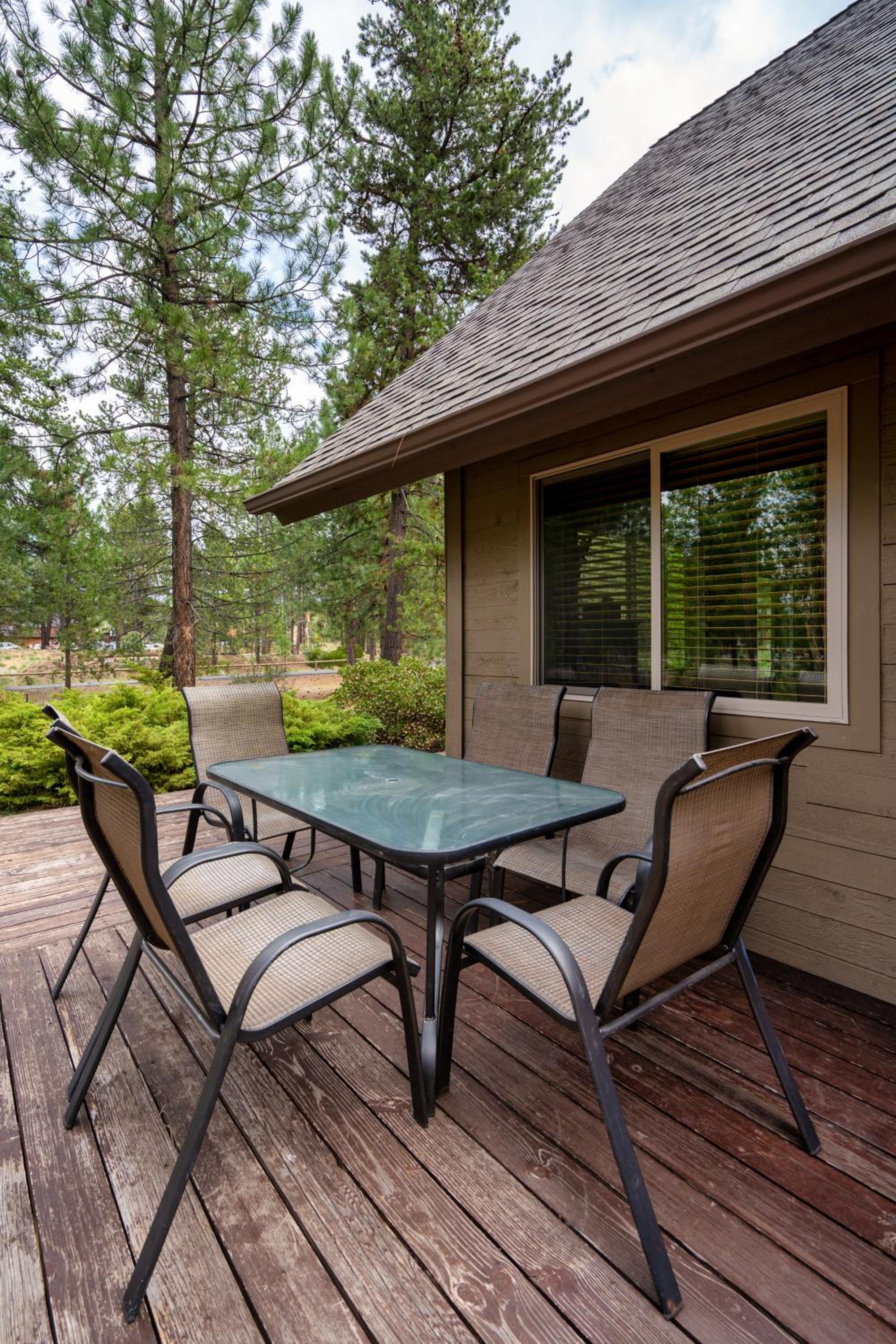 Walk to the Village, Hot Tub, SHARC pass, AC, Games, Bikes, Grill, Pet-Friendly view 4