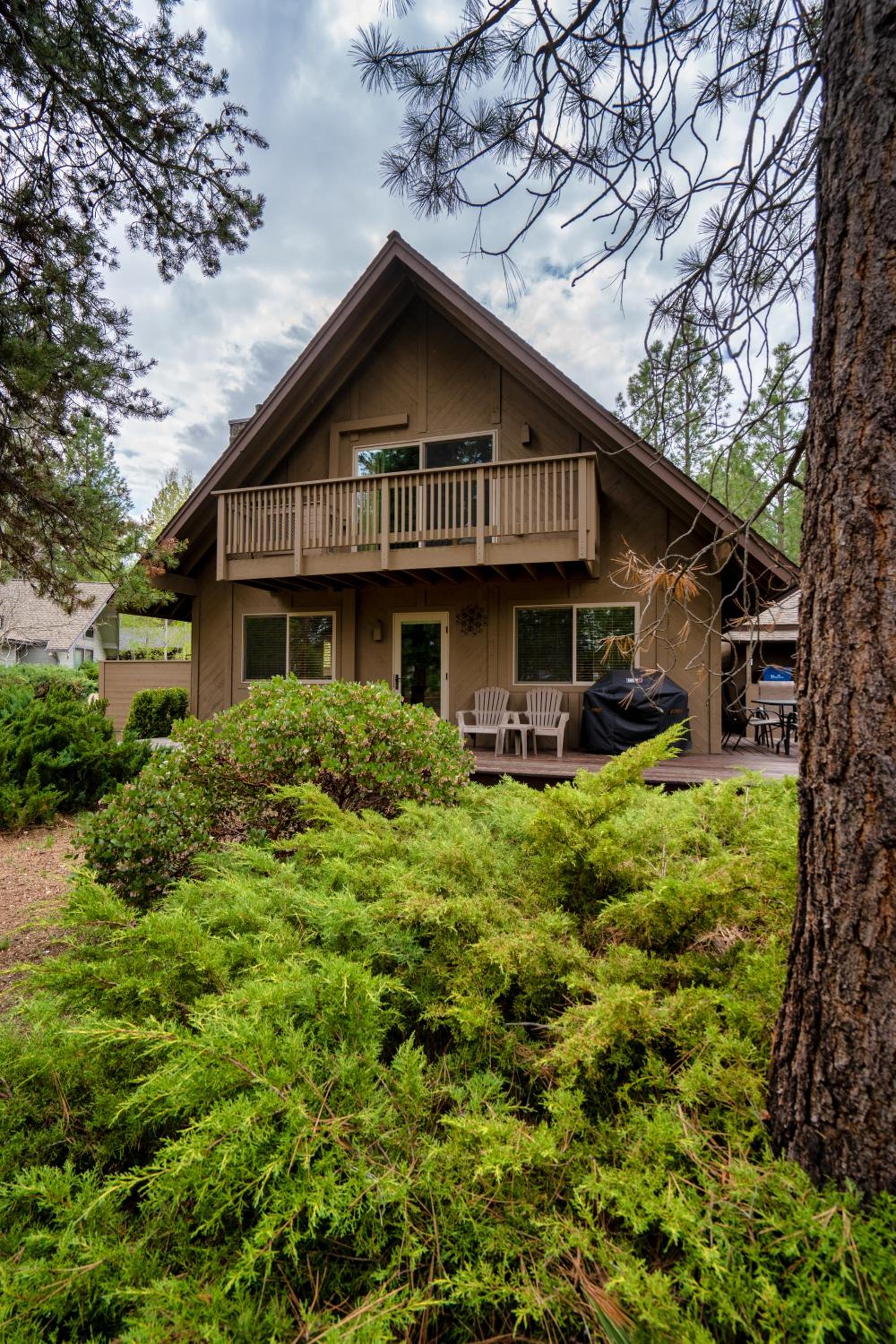 Walk to the Village, Hot Tub, SHARC pass, AC, Games, Bikes, Grill, Pet-Friendly view 5