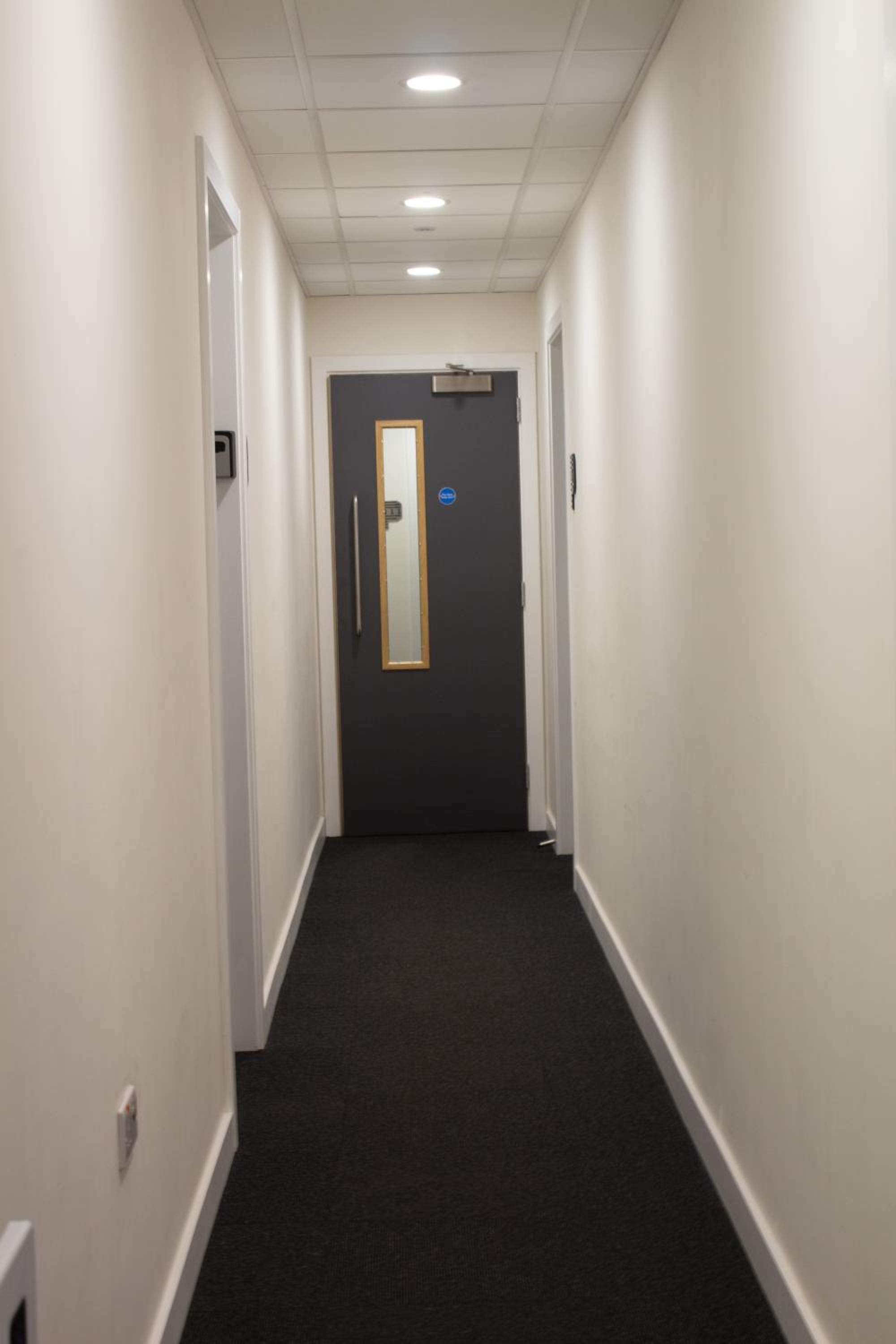 Dashing 1BR Penthouse near MCR Stadiums