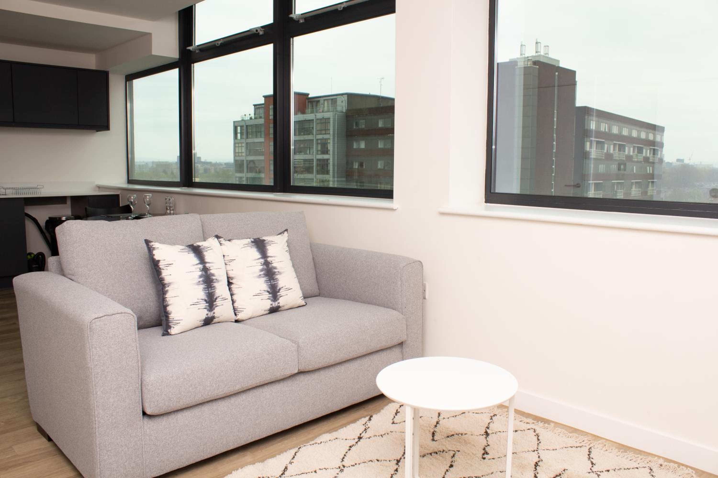 Dashing 1BR Penthouse near MCR Stadiums