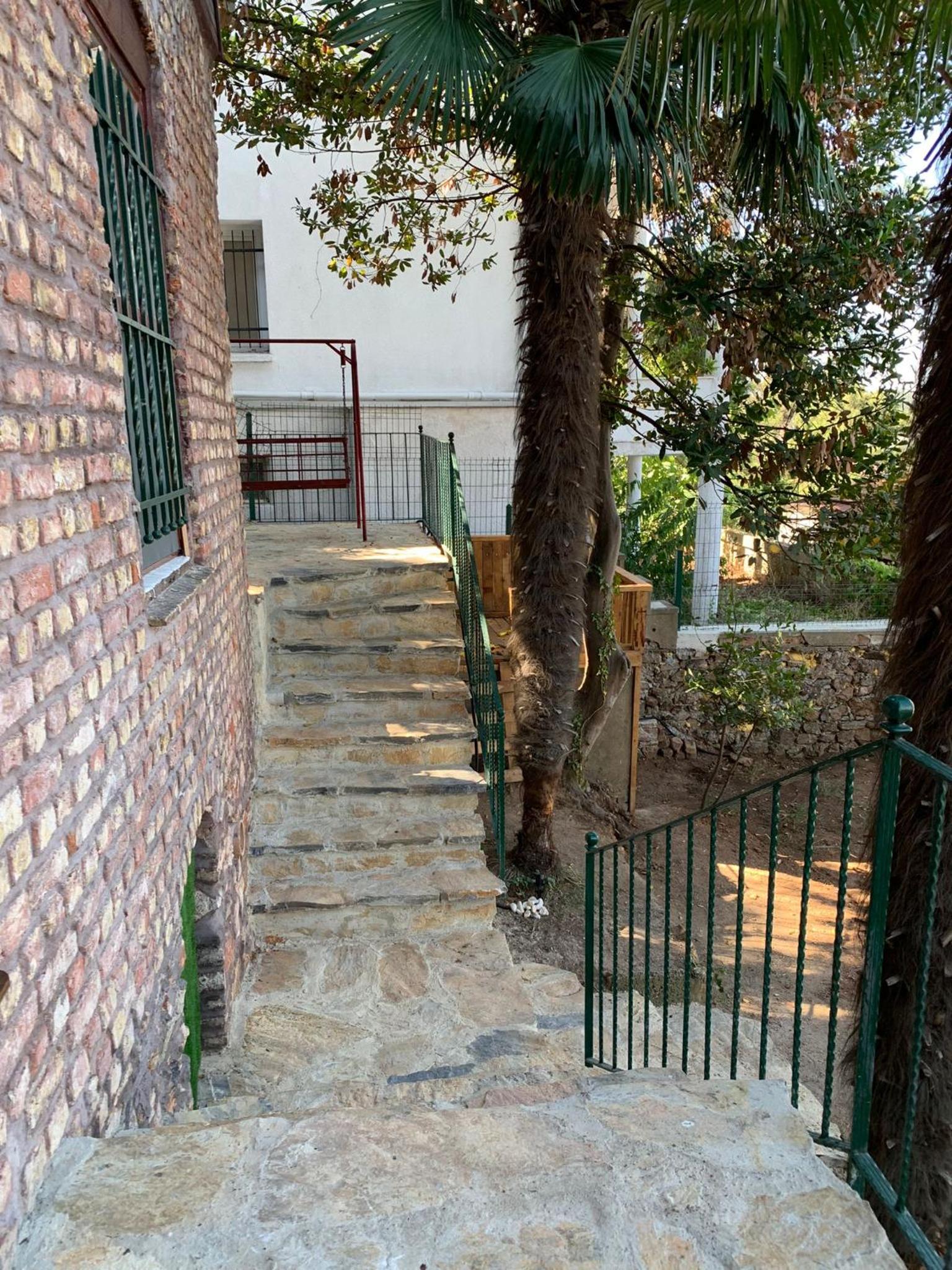 Photo 48