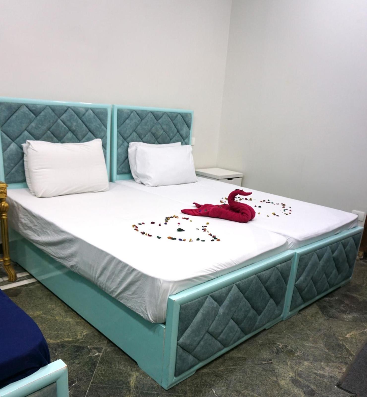 New Abdeen palace hostel
