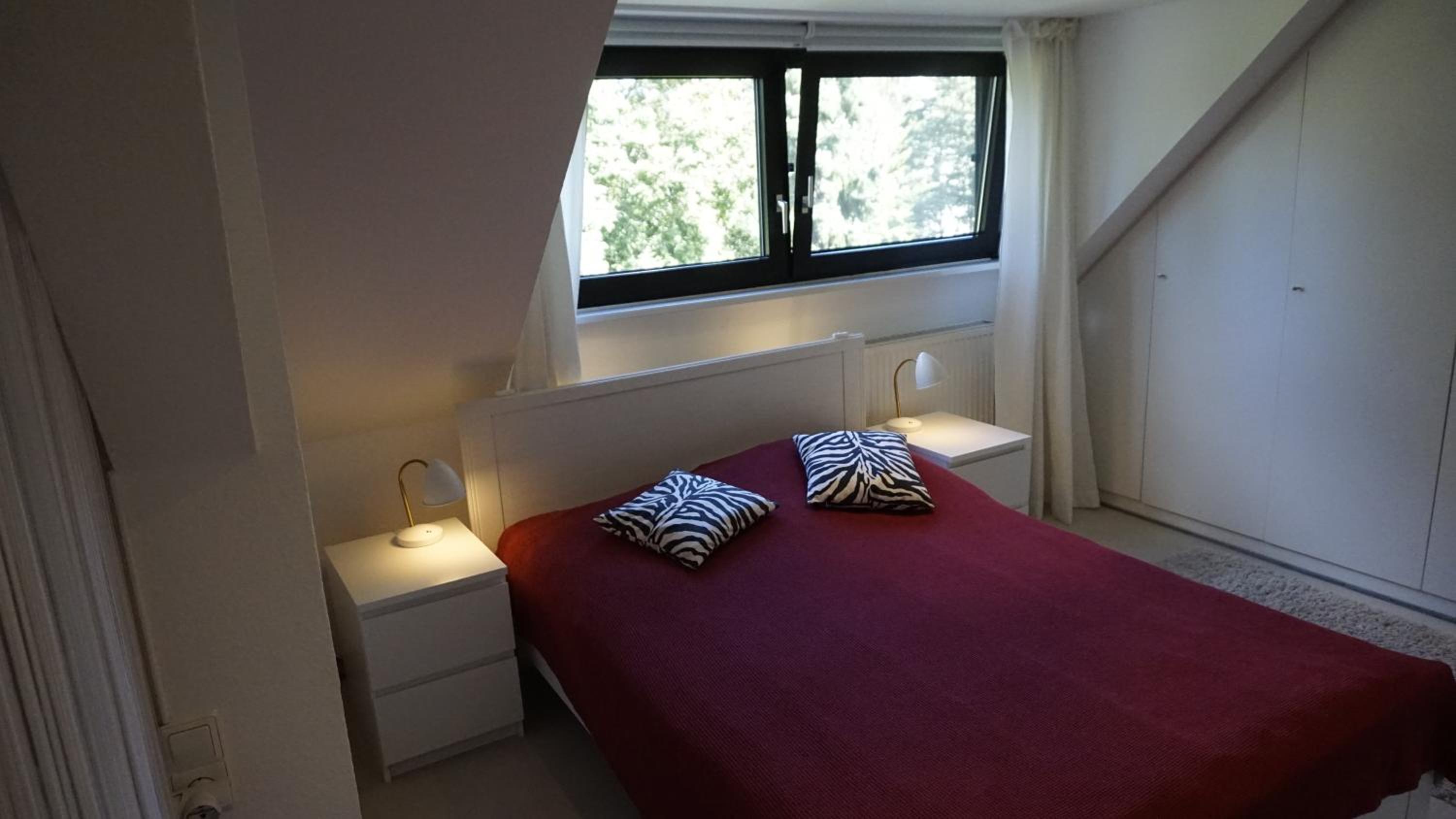 Zentrale Wohnung im Grünen!