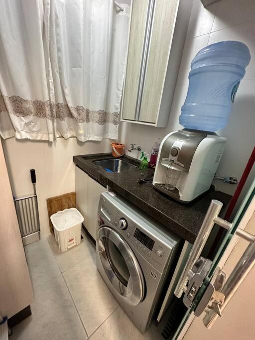 Apto da Felicidade - com jacuzzi e jardim privativo