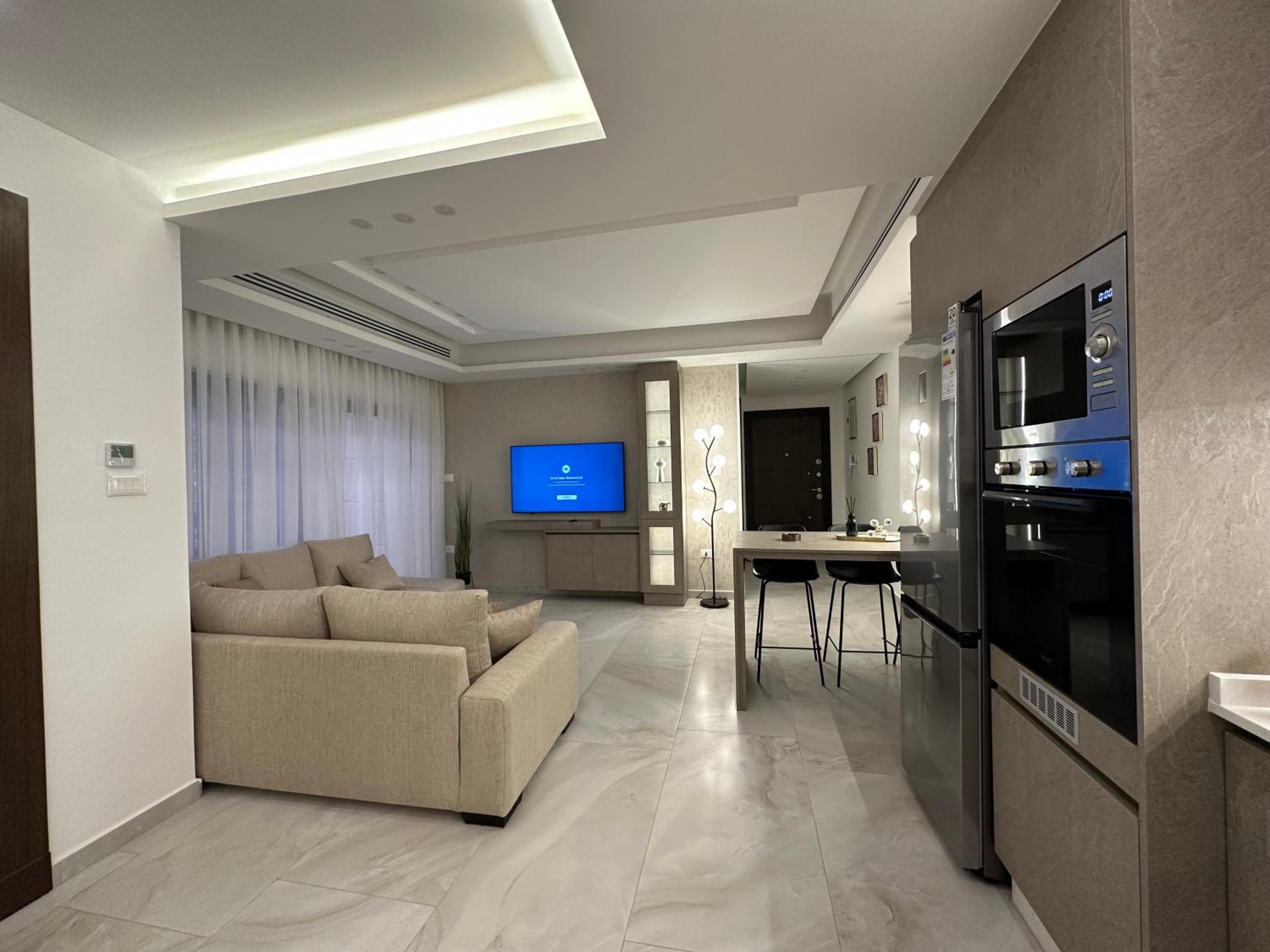 Brand New luxury 2 B Apartment view 3