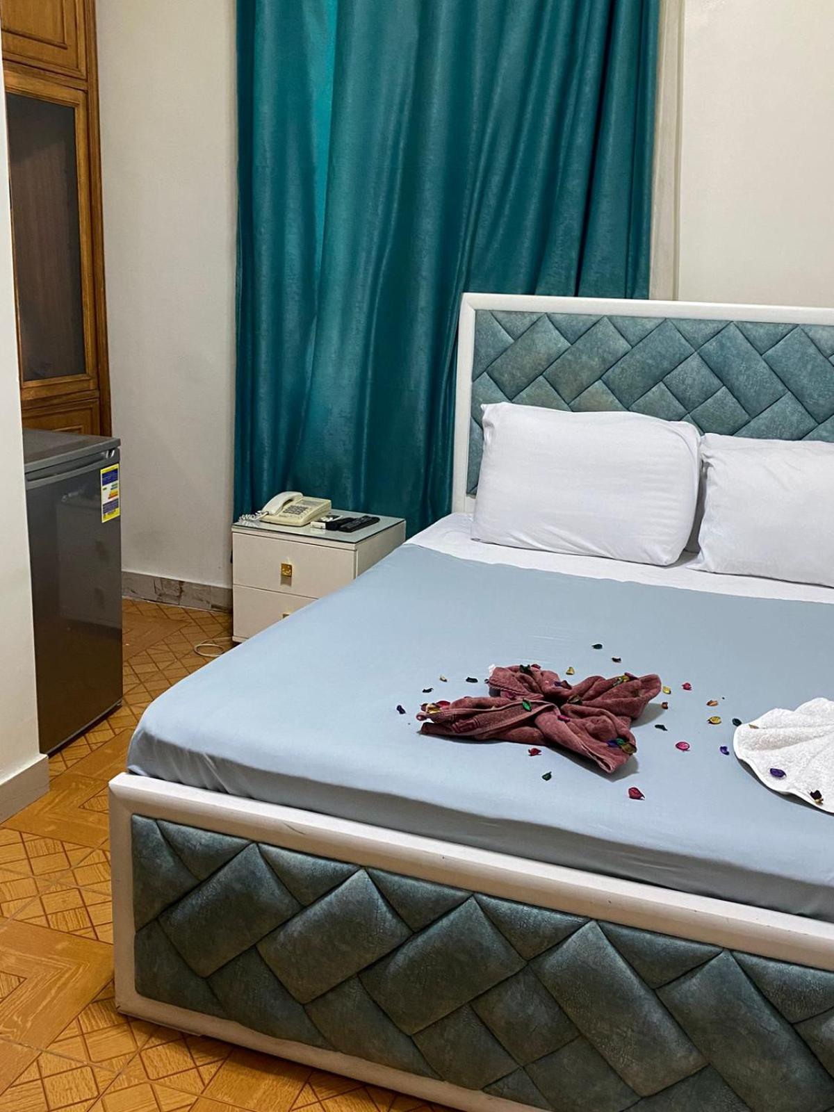 New Abdeen palace hostel